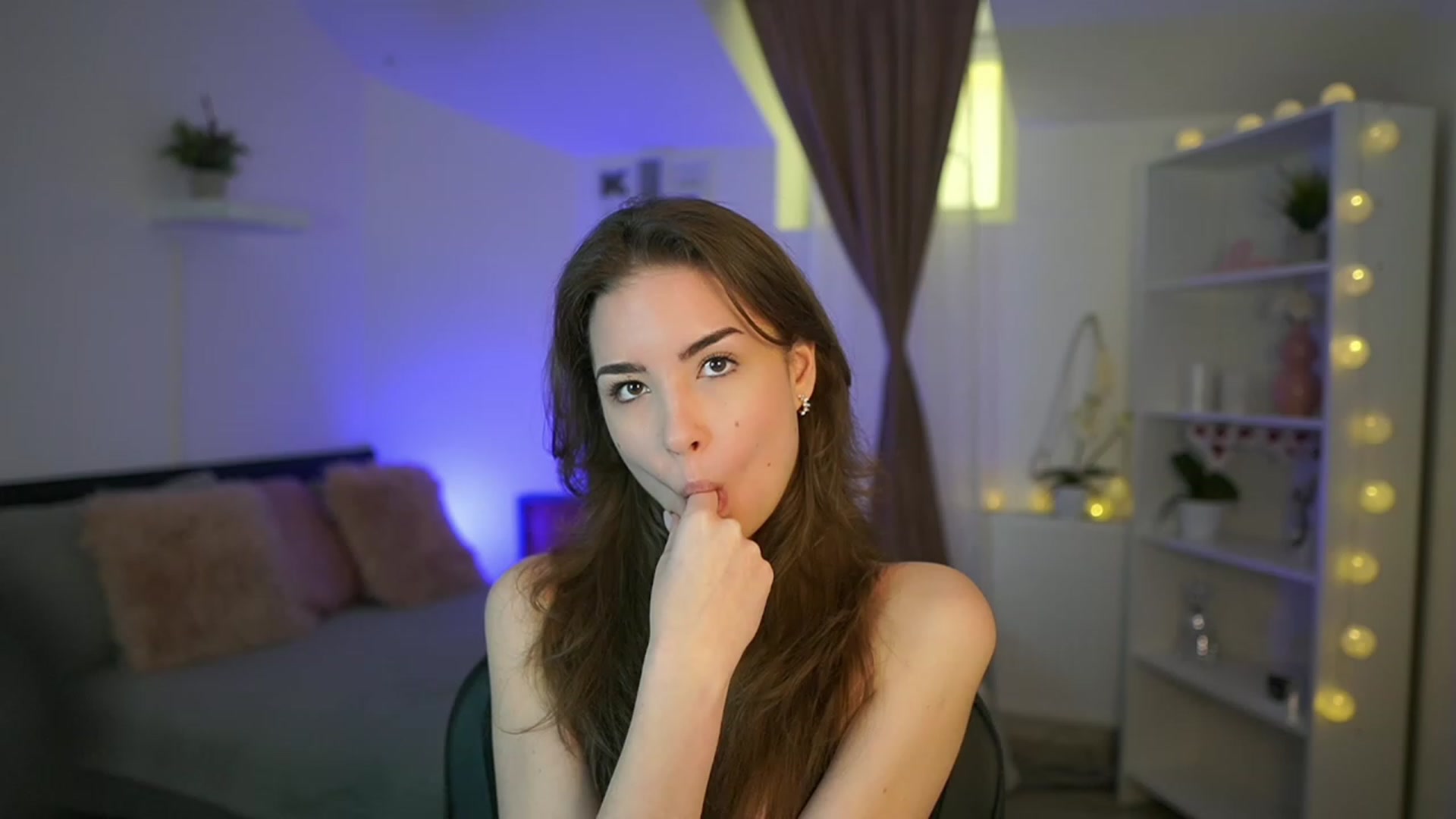 Gallery image thumbnail from Shy_jane's myfreecams stream on, 03/05/2023, 10:46 image 3 of 20