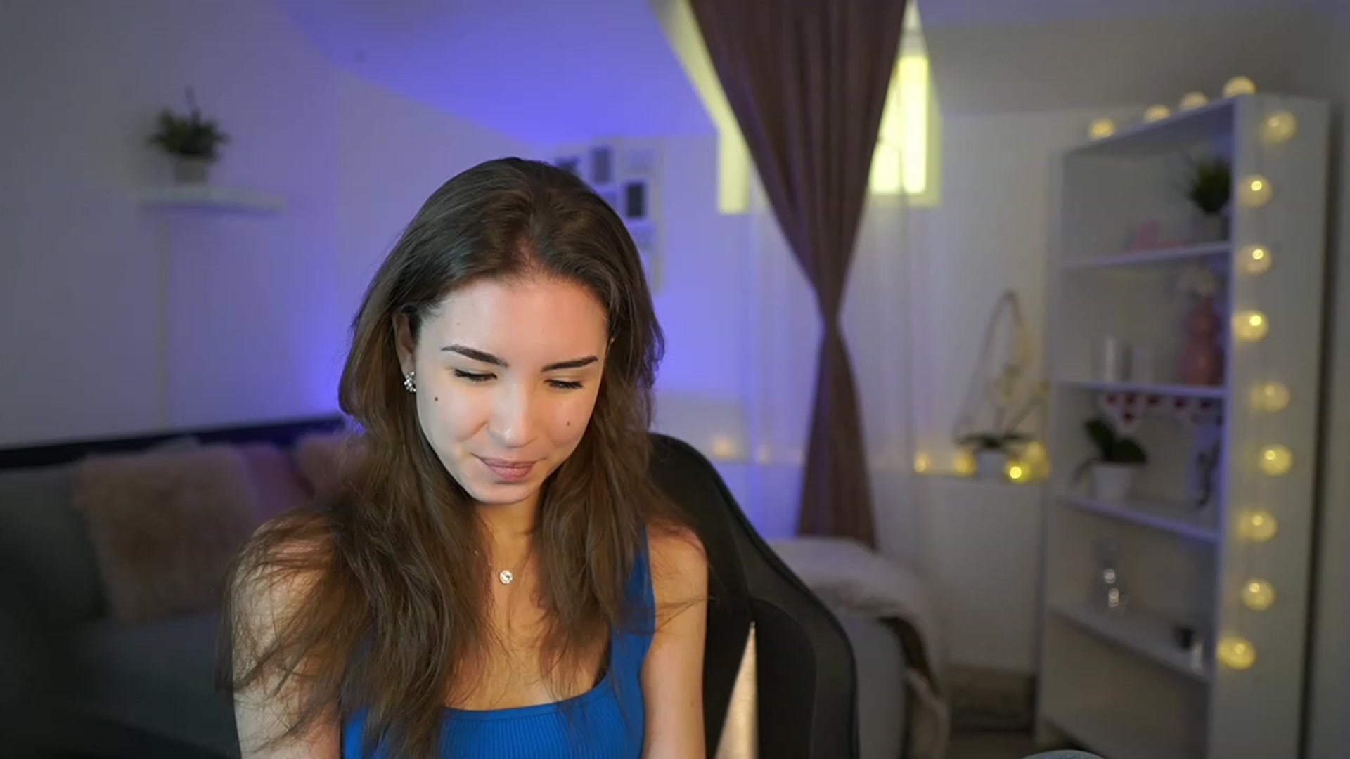Gallery image thumbnail from Shy_jane's myfreecams stream on, 03/05/2023, 11:26 image 10 of 20