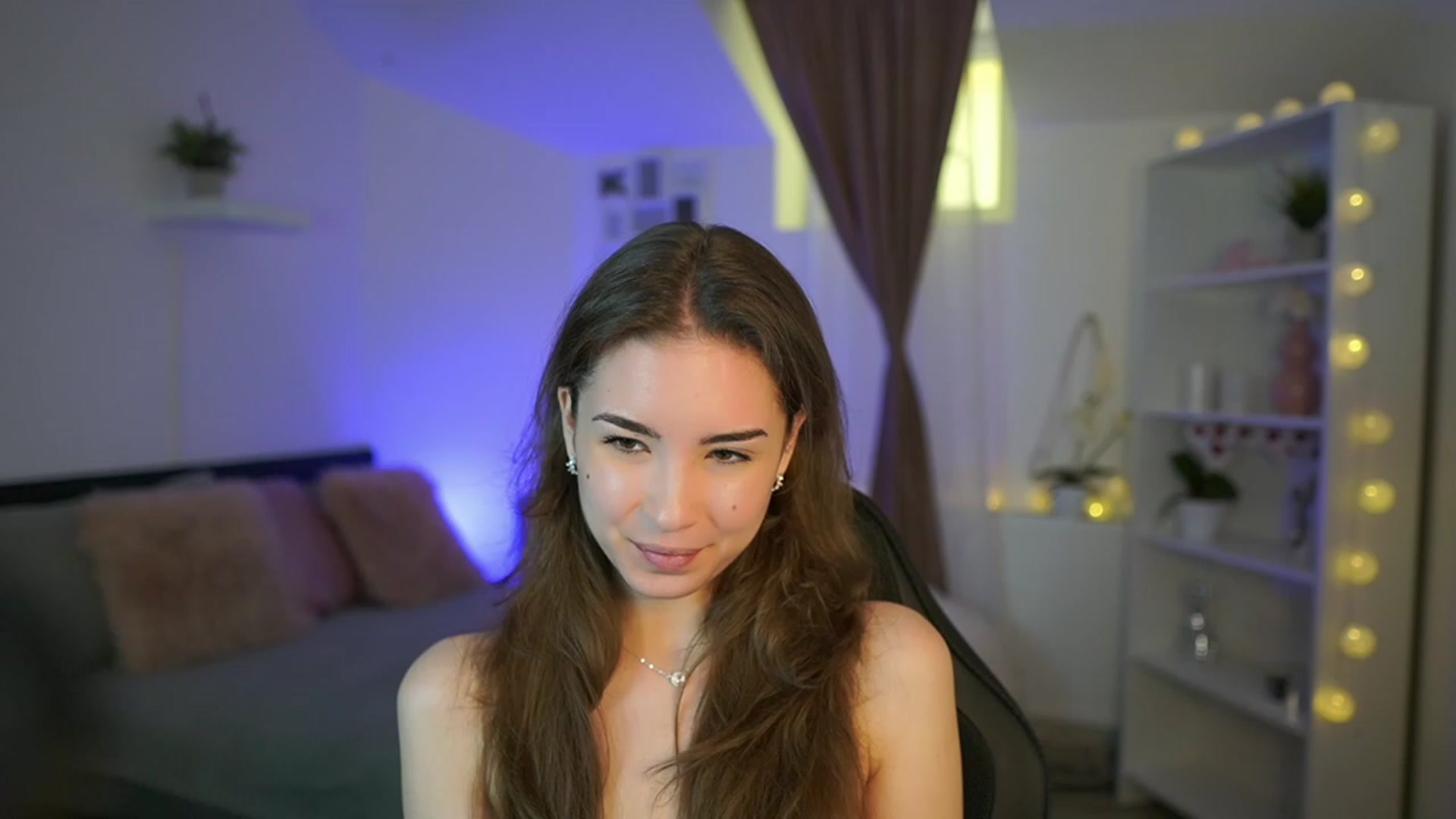 Gallery image thumbnail from Shy_jane's myfreecams stream on, 03/05/2023, 11:55 image 12 of 20