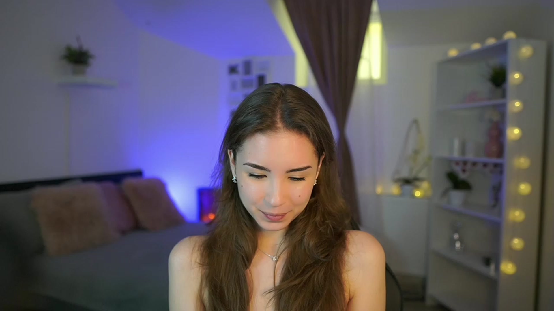 Gallery image thumbnail from Shy_jane's myfreecams stream on, 03/05/2023, 11:55 image 9 of 20