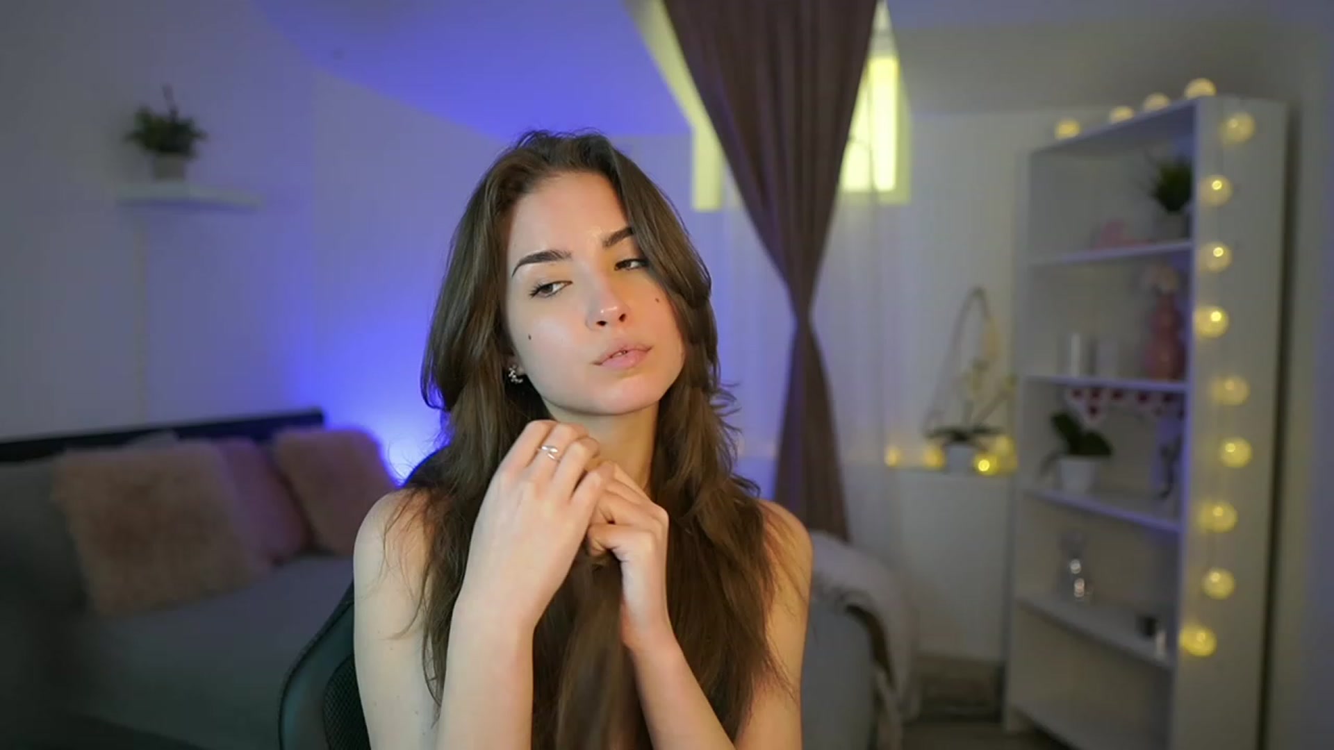 Gallery image thumbnail from Shy_jane's myfreecams stream on, 03/05/2023, 15:58 image 2 of 20