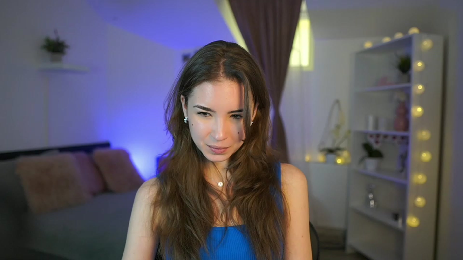 Gallery image thumbnail from Shy_jane's myfreecams stream on, 03/05/2023, 17:24 image 10 of 20