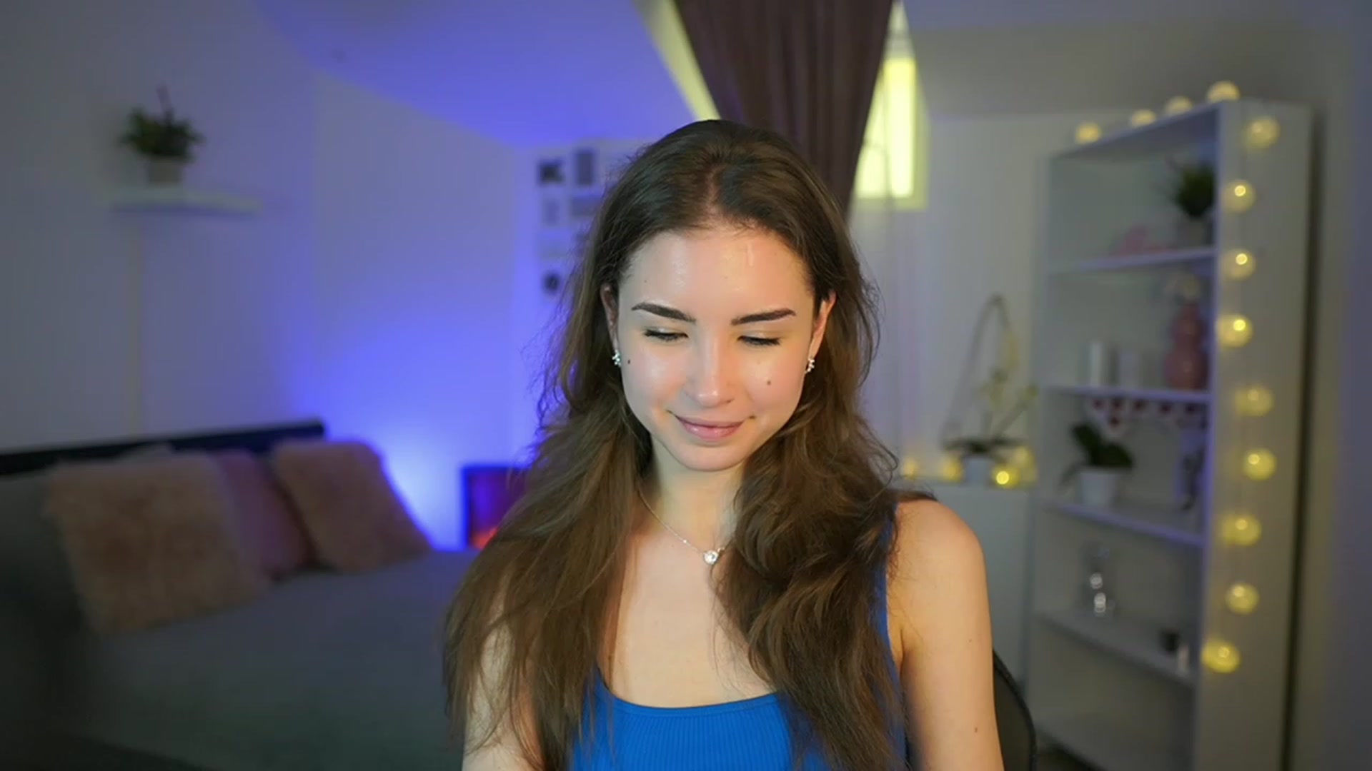 Gallery image thumbnail from Shy_jane's myfreecams stream on, 03/05/2023, 17:24 image 19 of 20