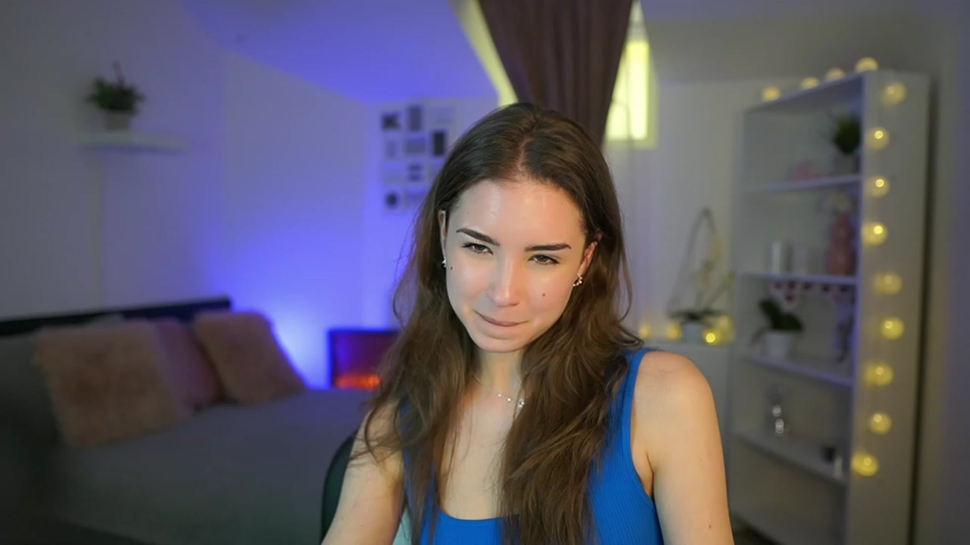 Gallery image thumbnail from Shy_jane's myfreecams stream on, 03/05/2023, 17:24 image 14 of 20
