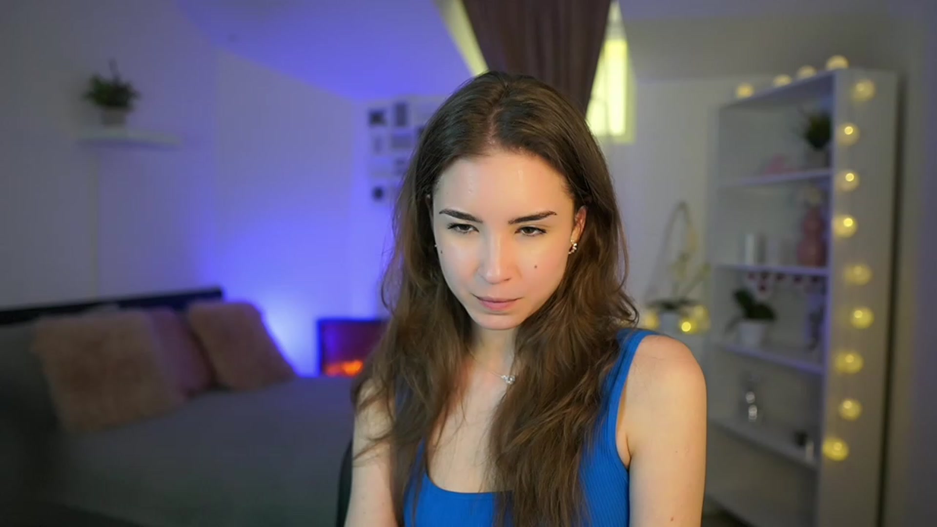 Gallery image thumbnail from Shy_jane's myfreecams stream on, 03/05/2023, 17:24 image 15 of 20