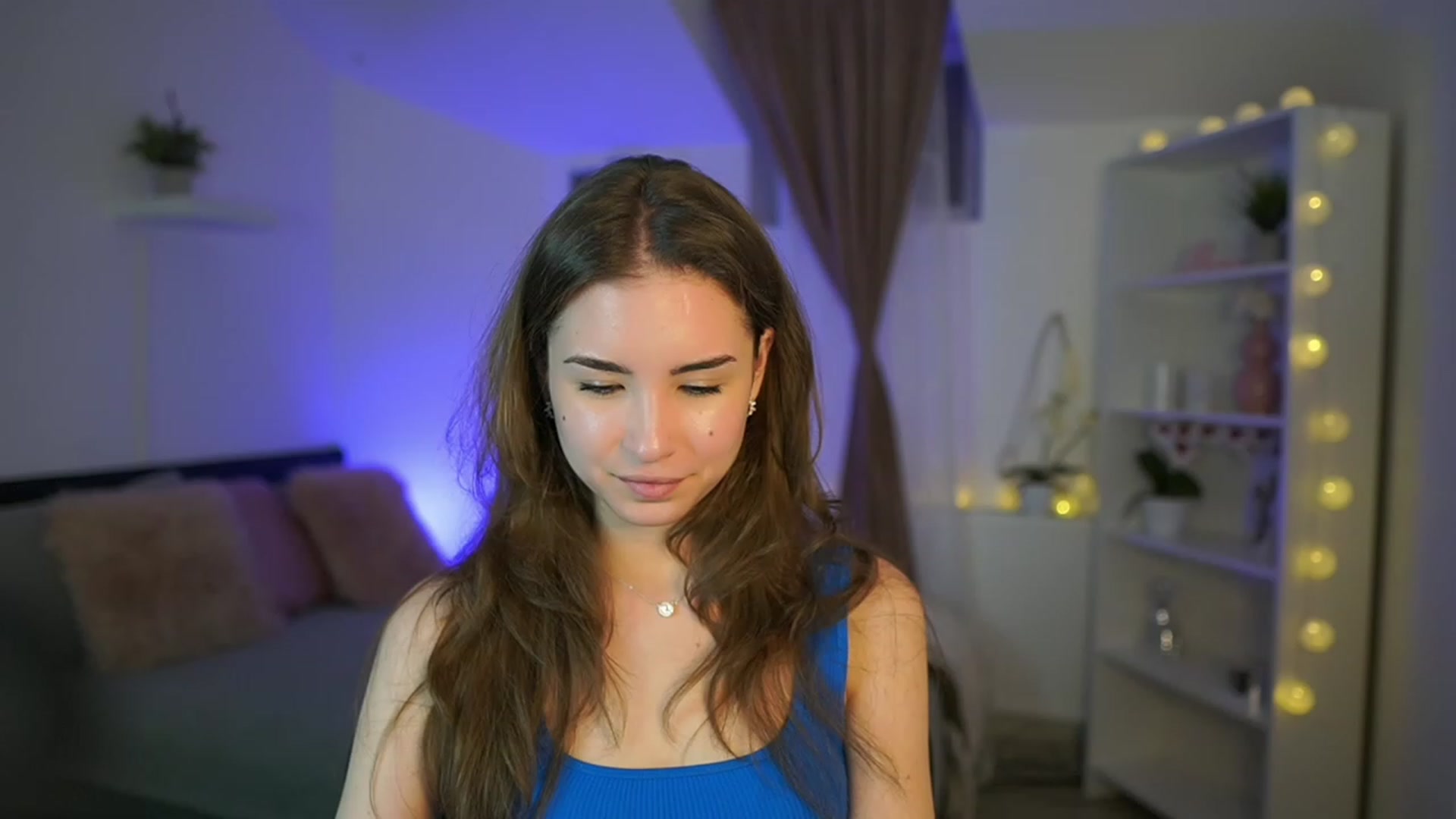 Gallery image thumbnail from Shy_jane's myfreecams stream on, 03/05/2023, 18:18 image 3 of 20