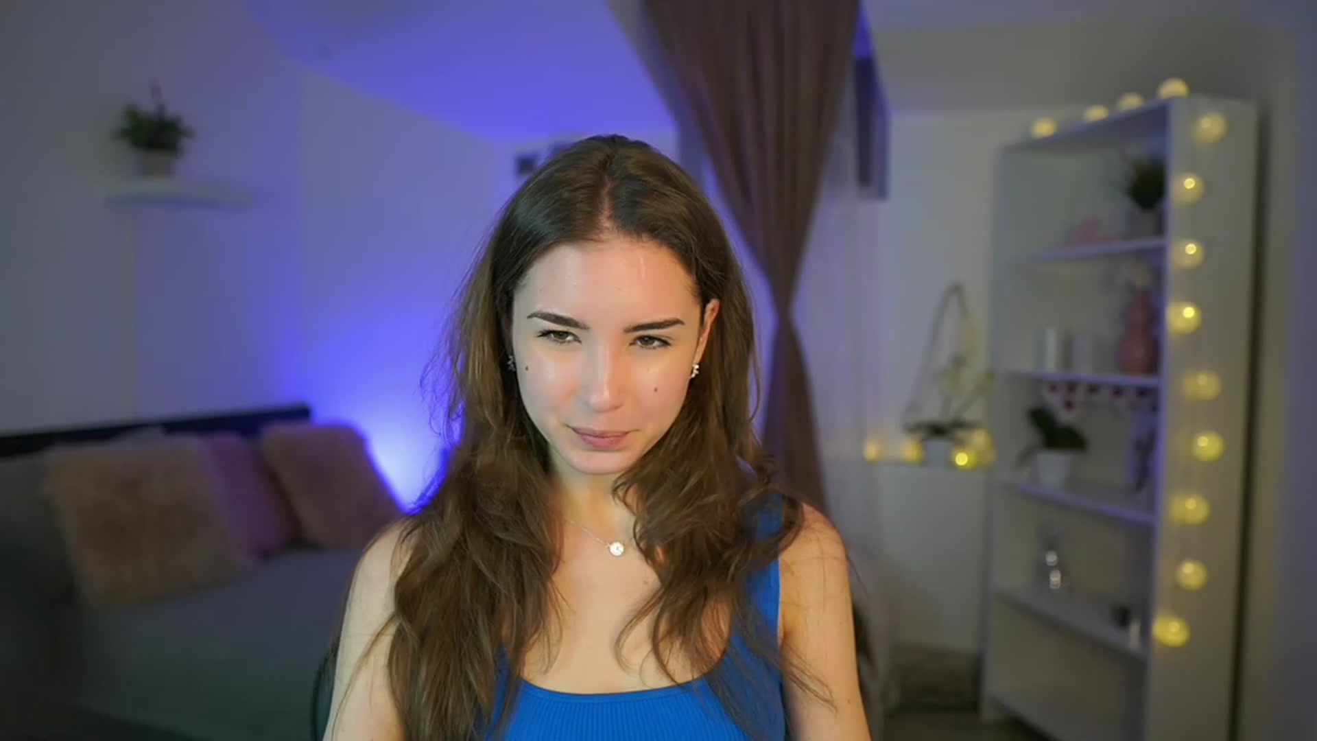 Gallery image thumbnail from Shy_jane's myfreecams stream on, 03/05/2023, 18:18 image 1 of 20