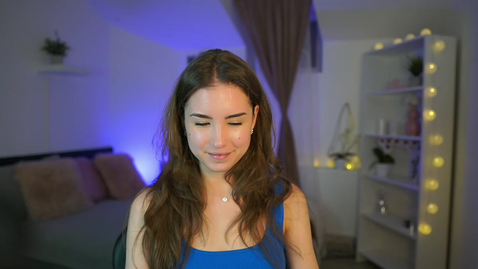 Gallery image thumbnail from Shy_jane's myfreecams stream on, 03/05/2023, 18:18 image 2 of 20