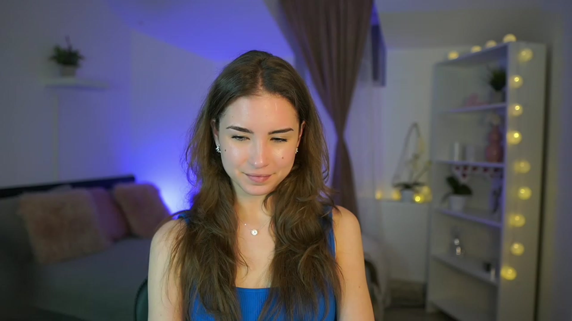 Gallery image thumbnail from Shy_jane's myfreecams stream on, 03/05/2023, 19:02 image 17 of 20