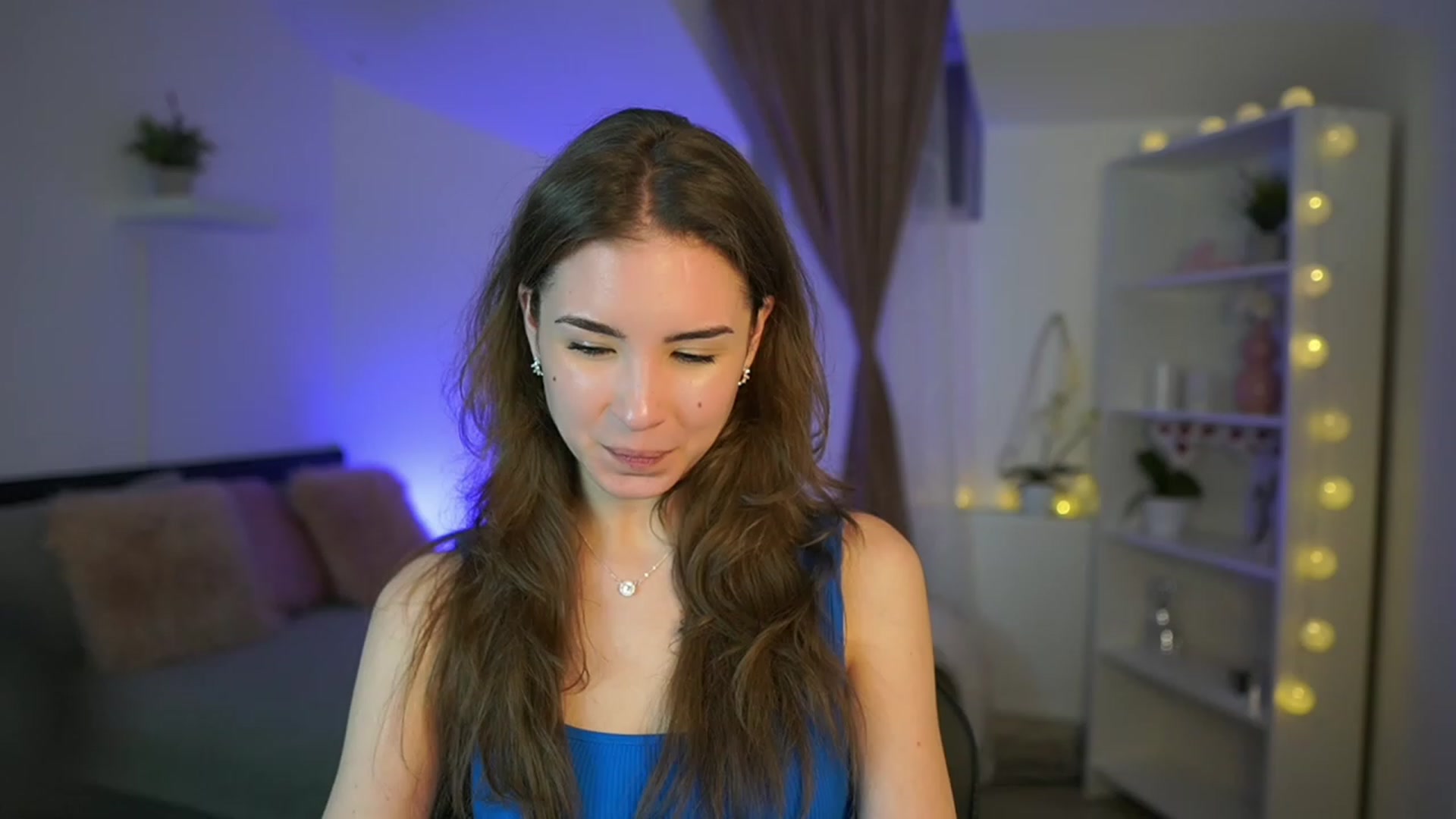 Gallery image thumbnail from Shy_jane's myfreecams stream on, 03/05/2023, 19:02 image 6 of 20