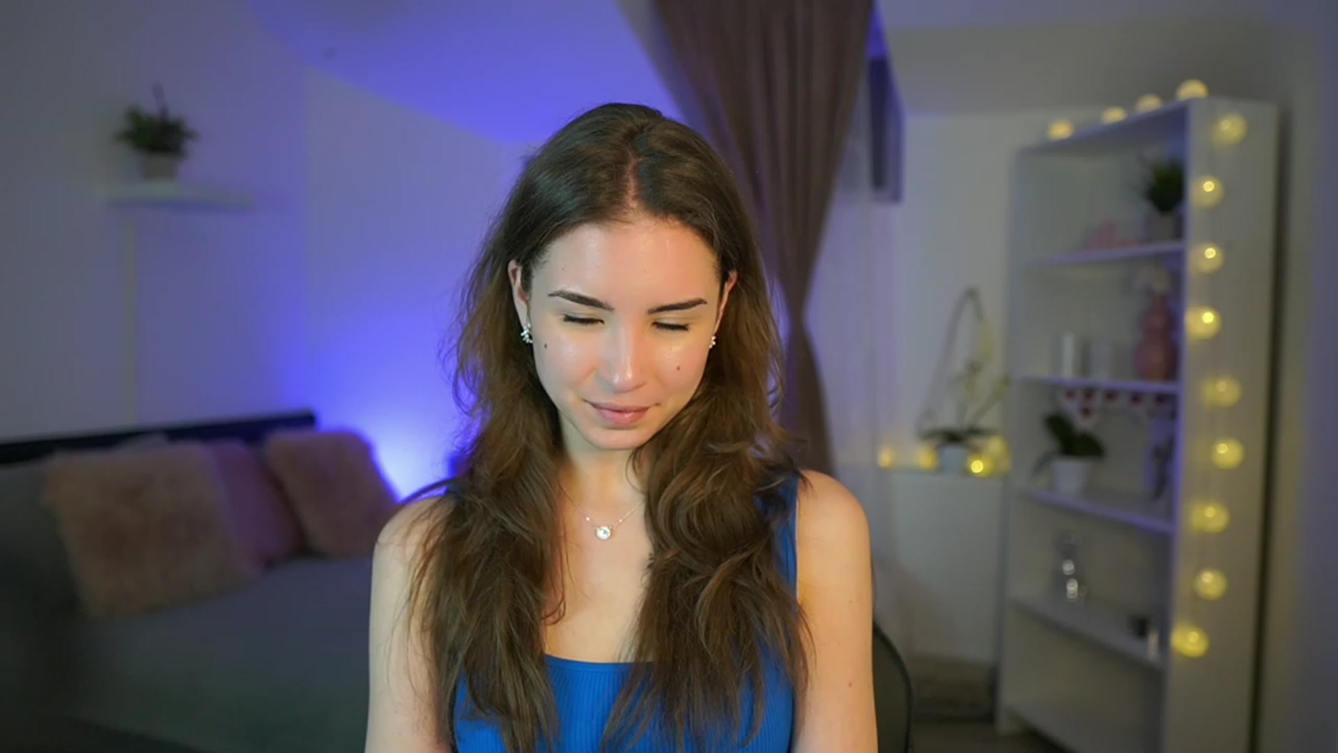 Gallery image thumbnail from Shy_jane's myfreecams stream on, 03/05/2023, 19:02 image 3 of 20