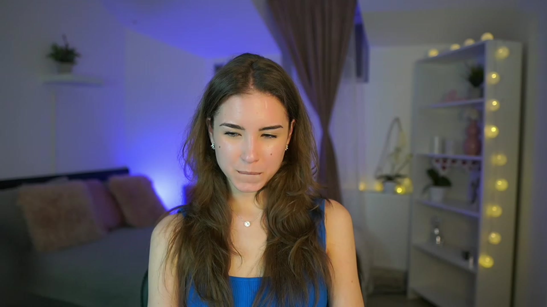 Gallery image thumbnail from Shy_jane's myfreecams stream on, 03/05/2023, 19:02 image 19 of 20