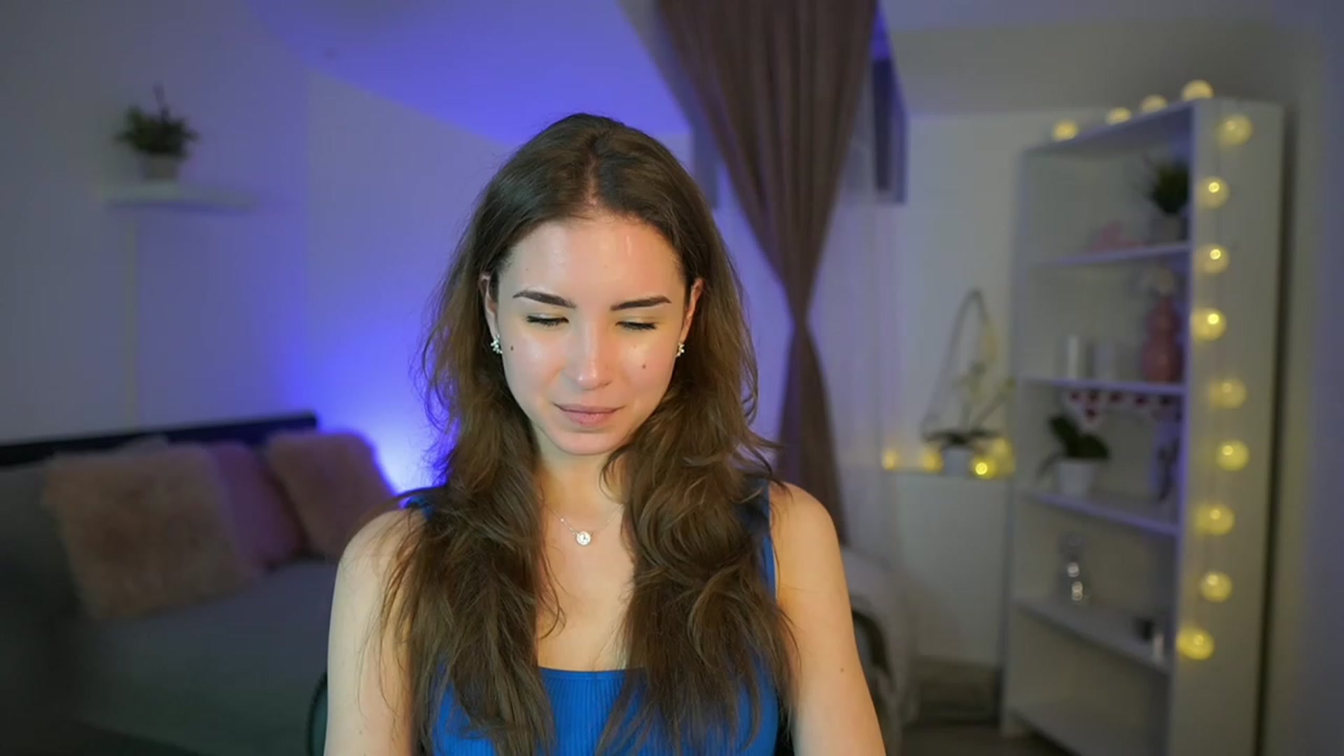 Gallery image thumbnail from Shy_jane's myfreecams stream on, 03/05/2023, 19:02 image 10 of 20