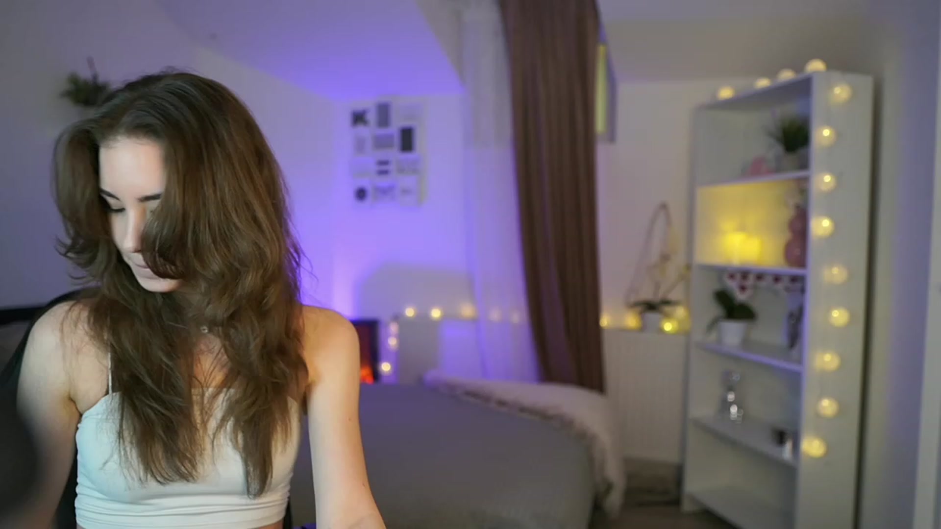 Gallery image thumbnail from Shy_jane's myfreecams stream on, 03/09/2023, 10:12 image 16 of 20