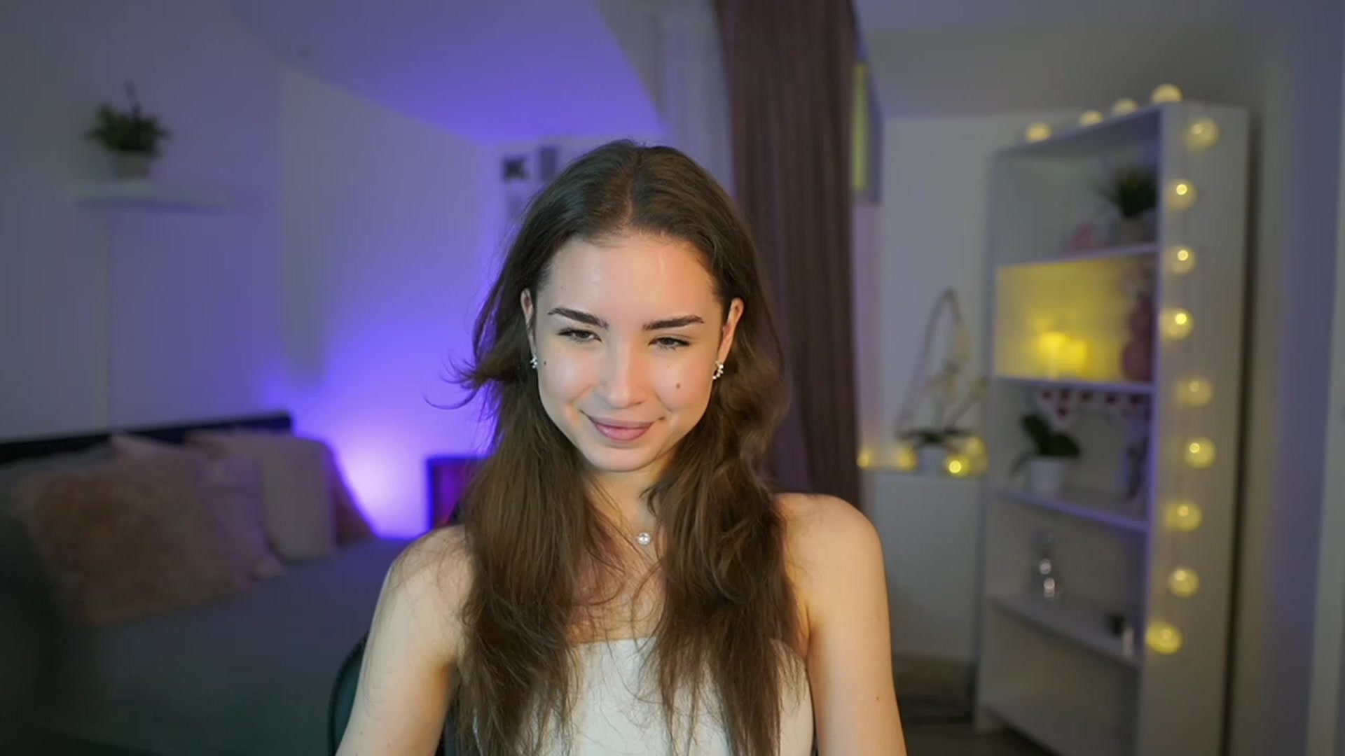 Gallery image thumbnail from Shy_jane's myfreecams stream on, 03/09/2023, 10:12 image 19 of 20