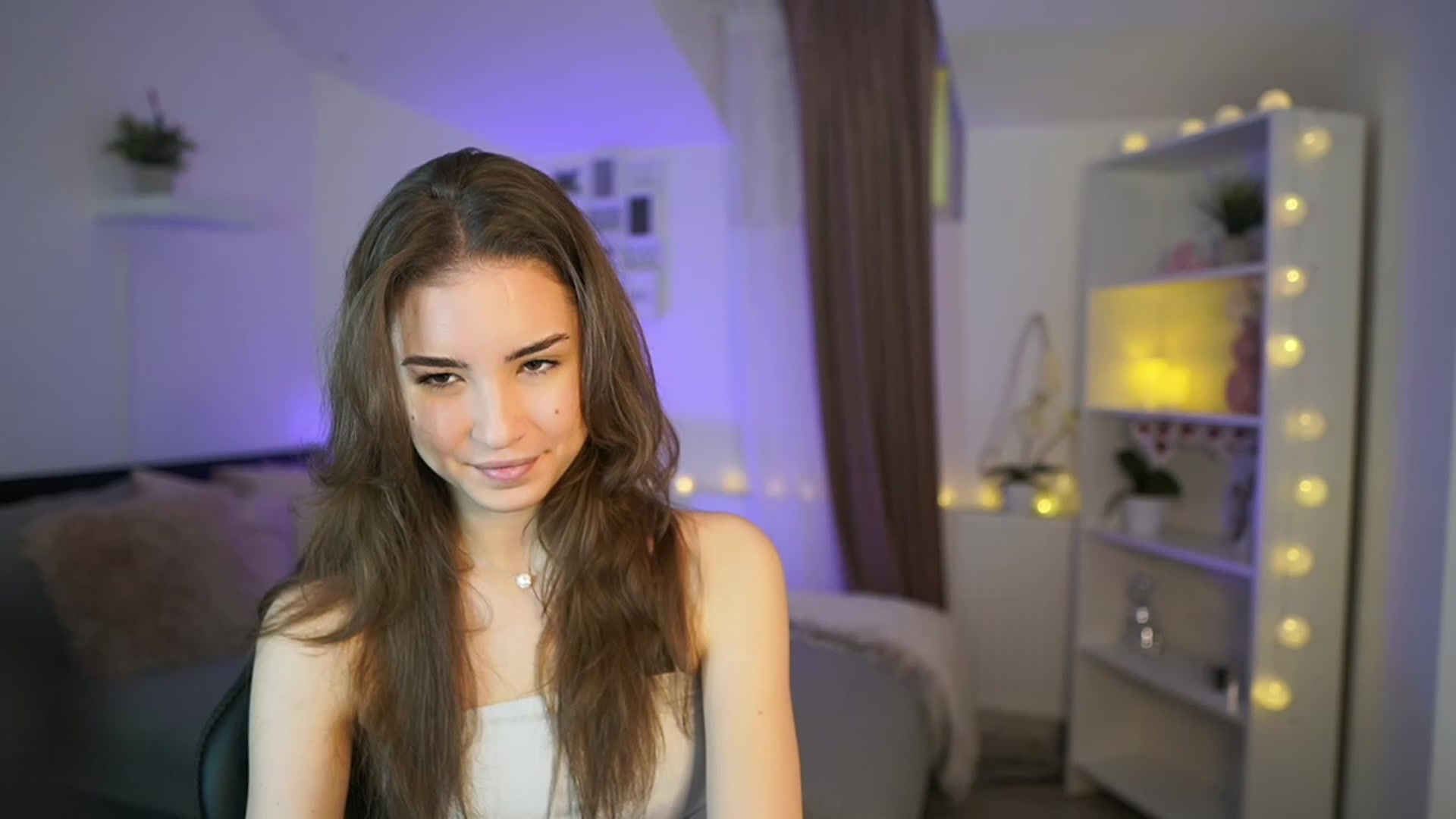 Gallery image thumbnail from Shy_jane's myfreecams stream on, 03/09/2023, 10:12 image 12 of 20