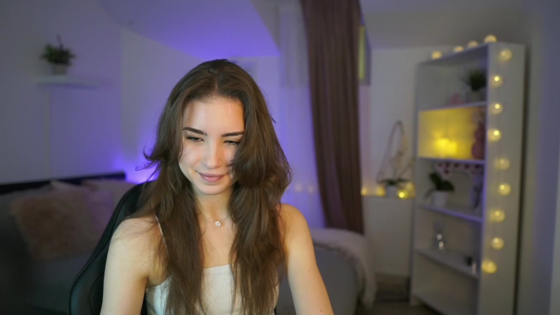 Gallery image thumbnail from Shy_jane's myfreecams stream on, 03/09/2023, 10:12 image 3 of 20