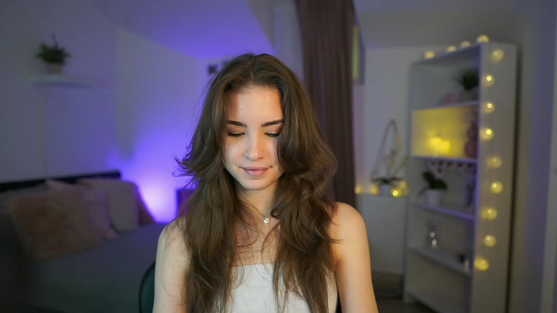 Gallery image thumbnail from Shy_jane's myfreecams stream on, 03/09/2023, 10:12 image 17 of 20