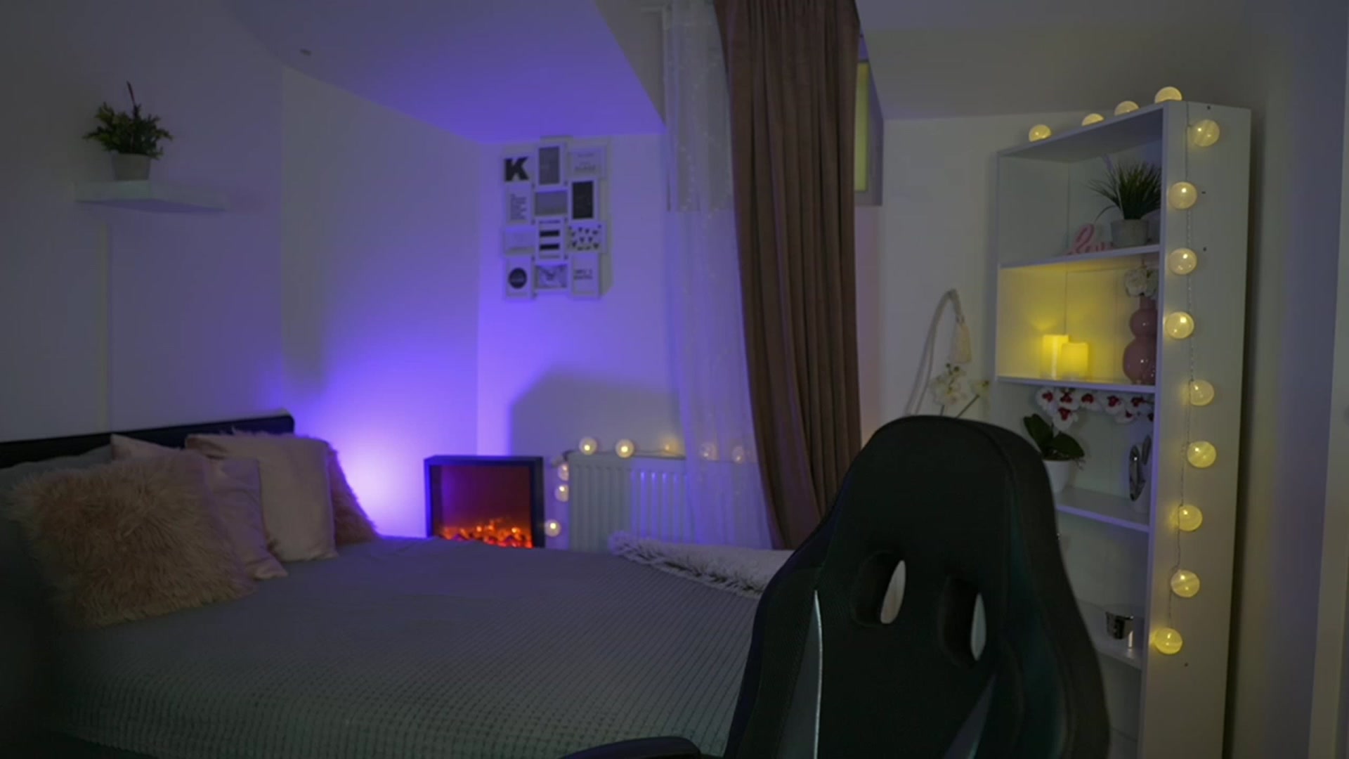 Gallery image thumbnail from Shy_jane's myfreecams stream on, 03/09/2023, 12:35 image 8 of 20