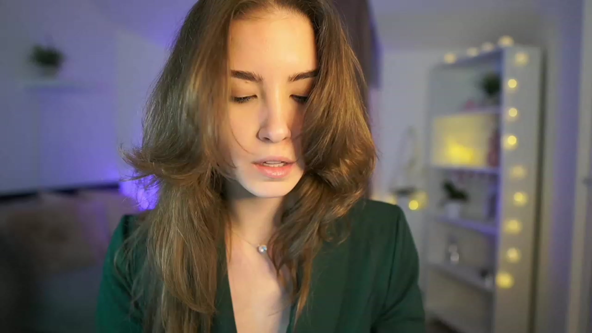 Gallery image thumbnail from Shy_jane's myfreecams stream on, 03/09/2023, 14:45 image 14 of 20