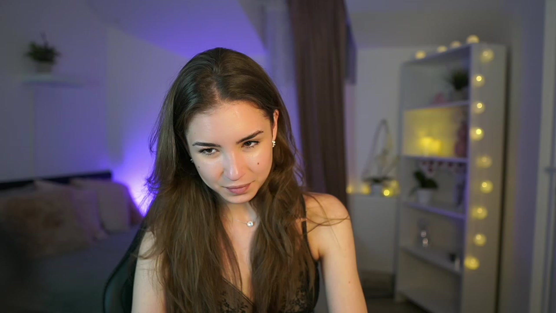 Gallery image thumbnail from Shy_jane's myfreecams stream on, 03/09/2023, 16:20 image 12 of 20