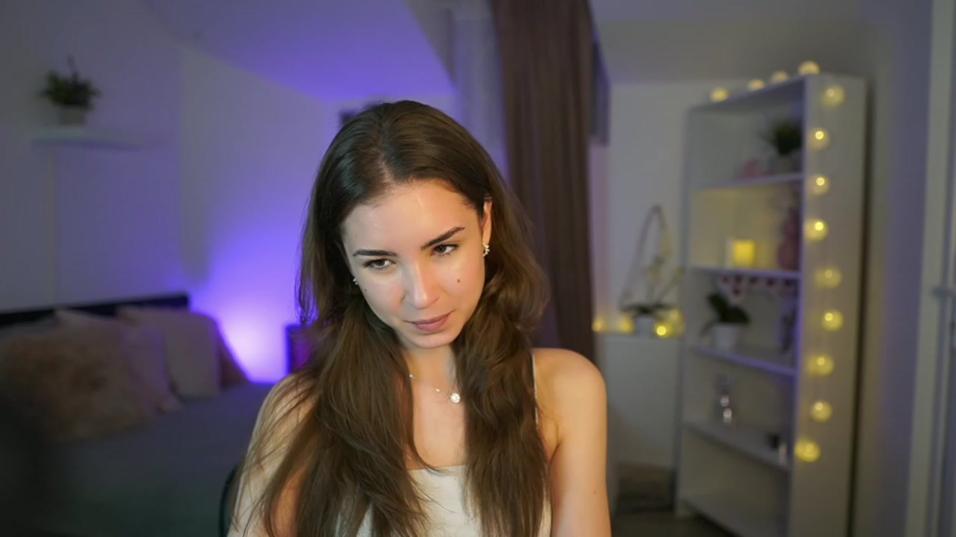 Gallery image thumbnail from Shy_jane's myfreecams stream on, 03/09/2023, 17:34 image 11 of 20