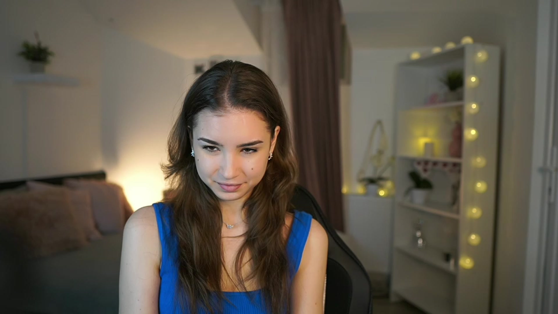Gallery image thumbnail from Shy_jane's myfreecams stream on, 03/10/2023, 09:55 image 10 of 20