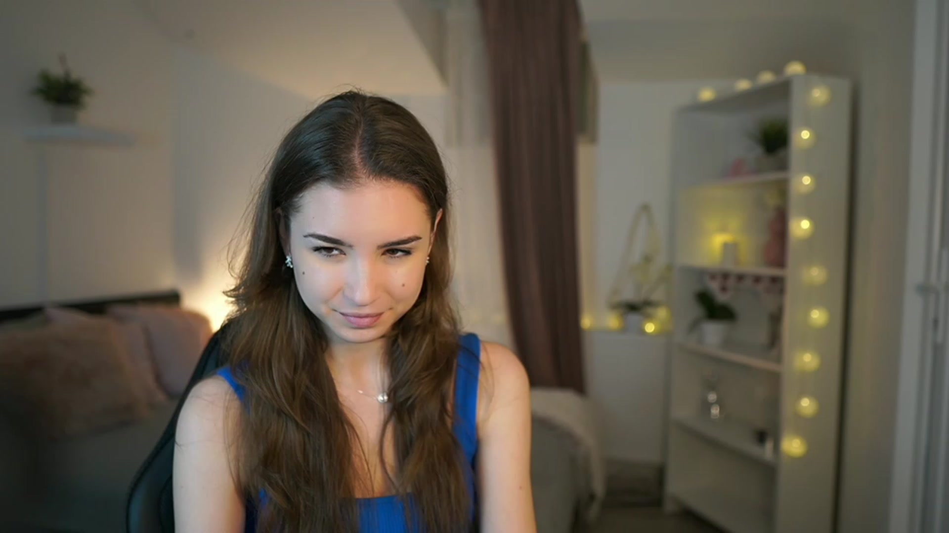 Gallery image thumbnail from Shy_jane's myfreecams stream on, 03/10/2023, 11:19 image 5 of 20