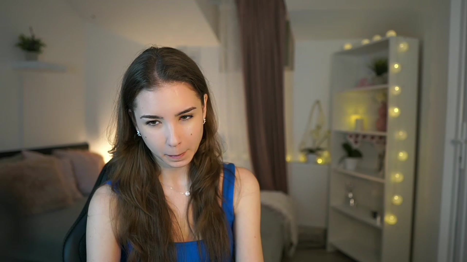 Gallery image thumbnail from Shy_jane's myfreecams stream on, 03/10/2023, 11:19 image 7 of 20