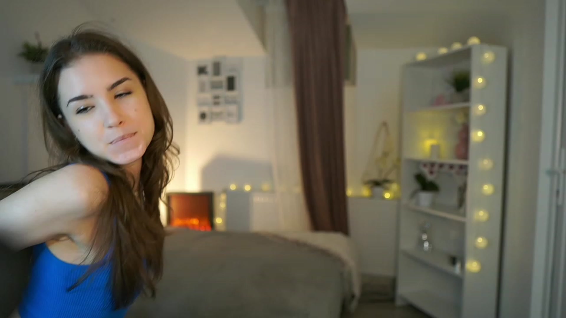 Gallery image thumbnail from Shy_jane's myfreecams stream on, 03/10/2023, 12:12 image 1 of 20