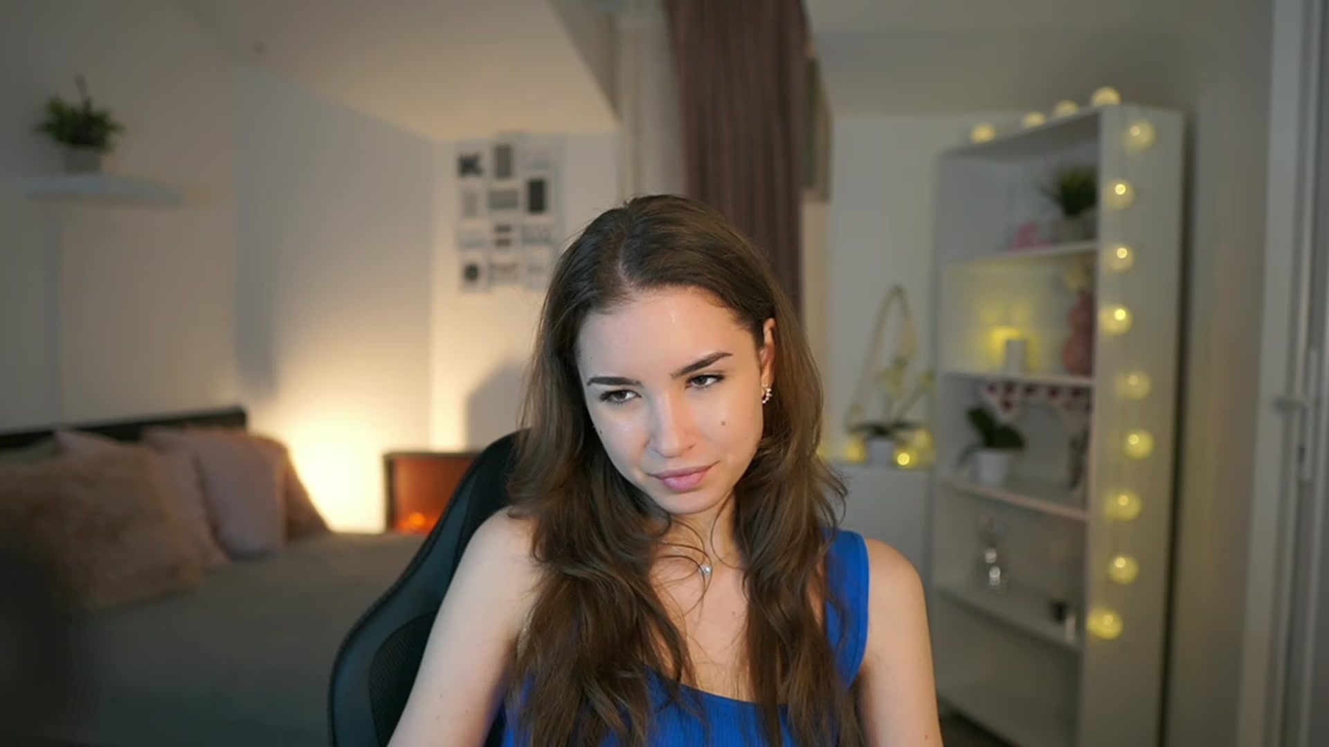 Gallery image thumbnail from Shy_jane's myfreecams stream on, 03/10/2023, 12:12 image 20 of 20