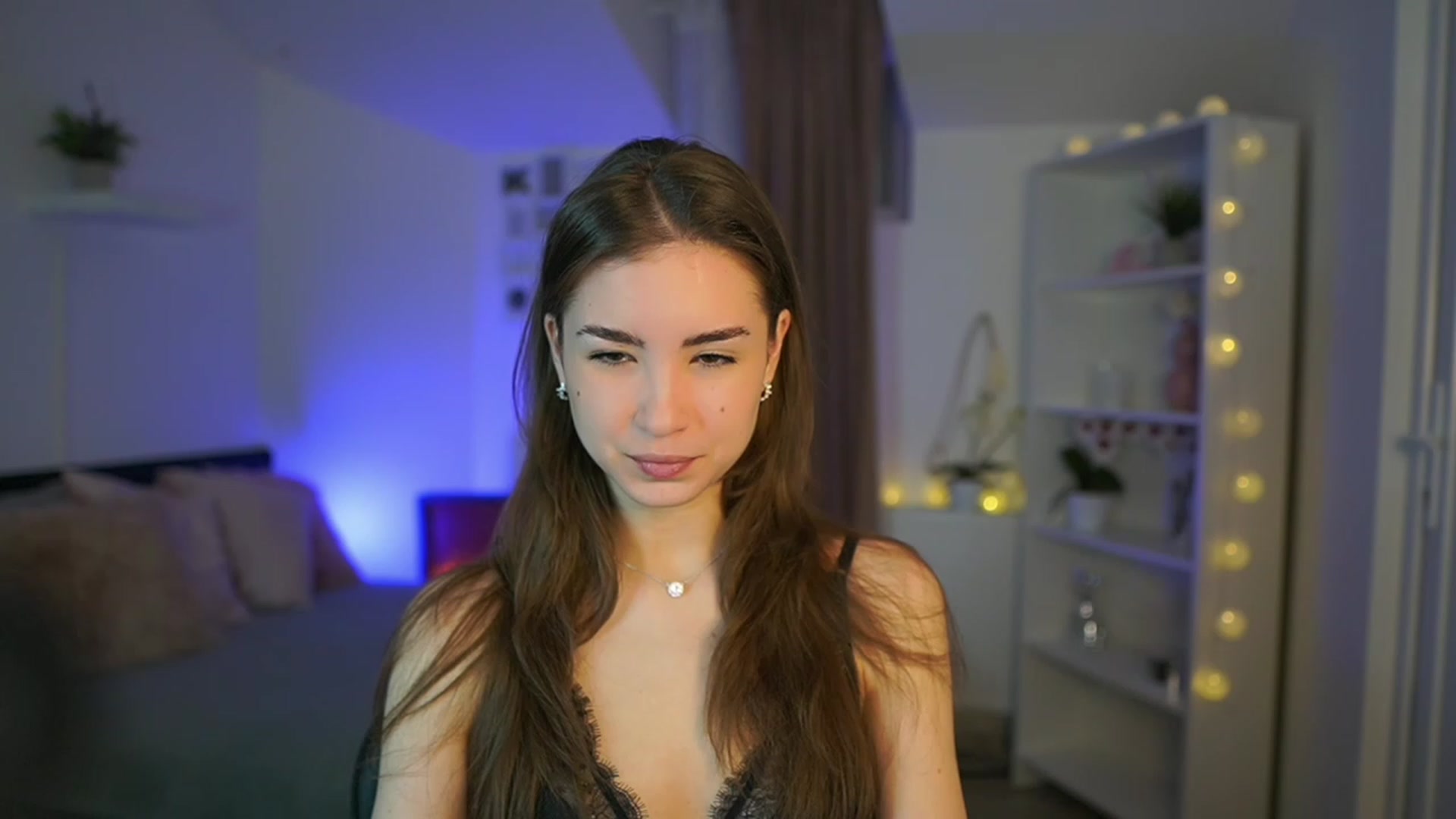 Gallery image thumbnail from Shy_jane's myfreecams stream on, 03/12/2023, 09:35 image 10 of 20