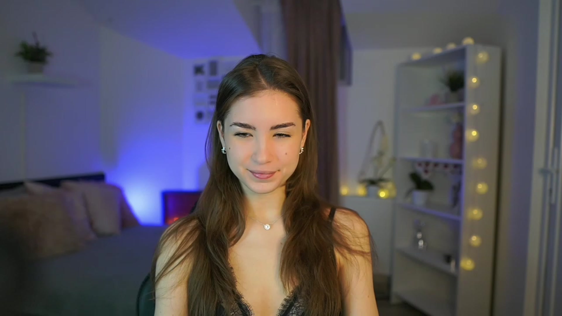 Gallery image thumbnail from Shy_jane's myfreecams stream on, 03/12/2023, 09:35 image 9 of 20