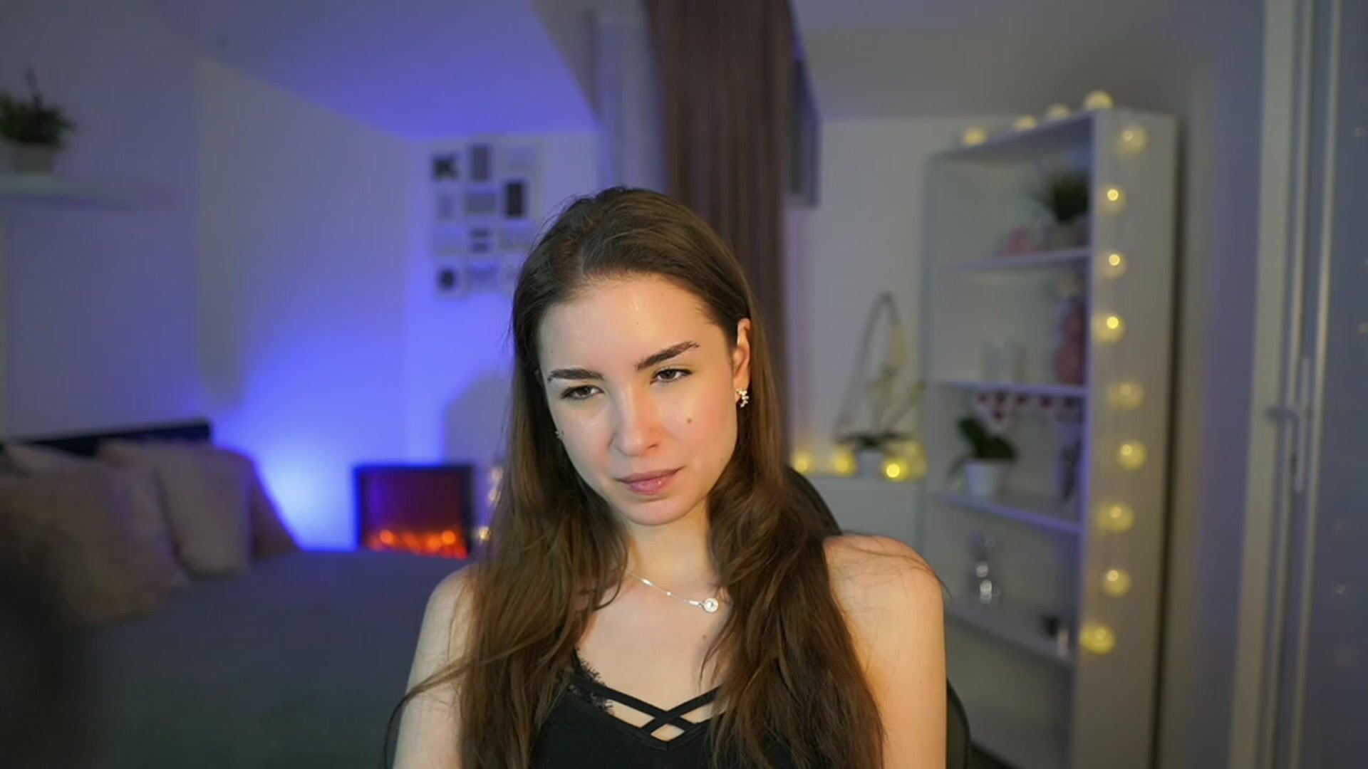 Gallery image thumbnail from Shy_jane's myfreecams stream on, 03/12/2023, 15:22 image 3 of 20
