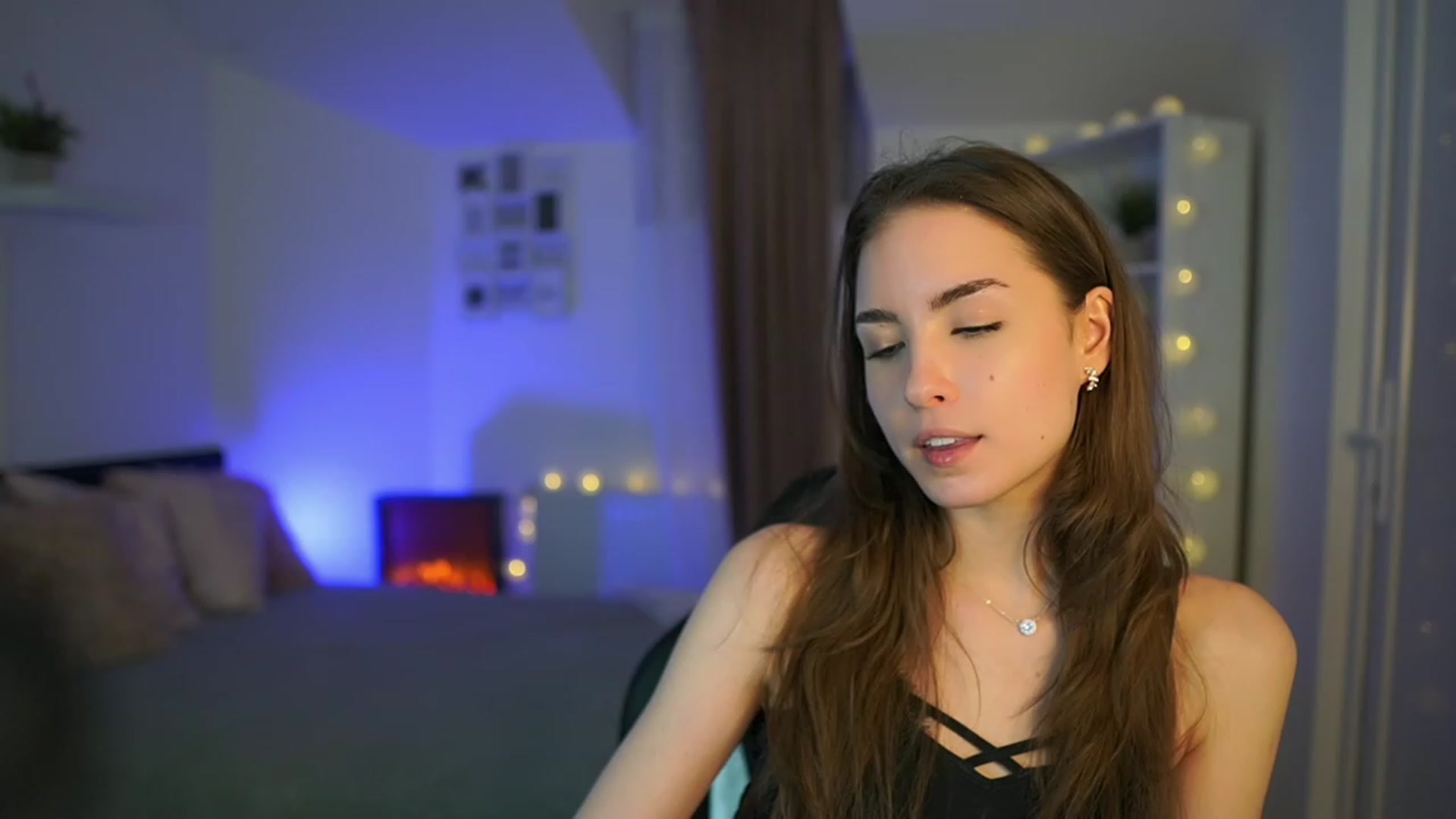 Gallery image thumbnail from Shy_jane's myfreecams stream on, 03/12/2023, 15:22 image 9 of 20