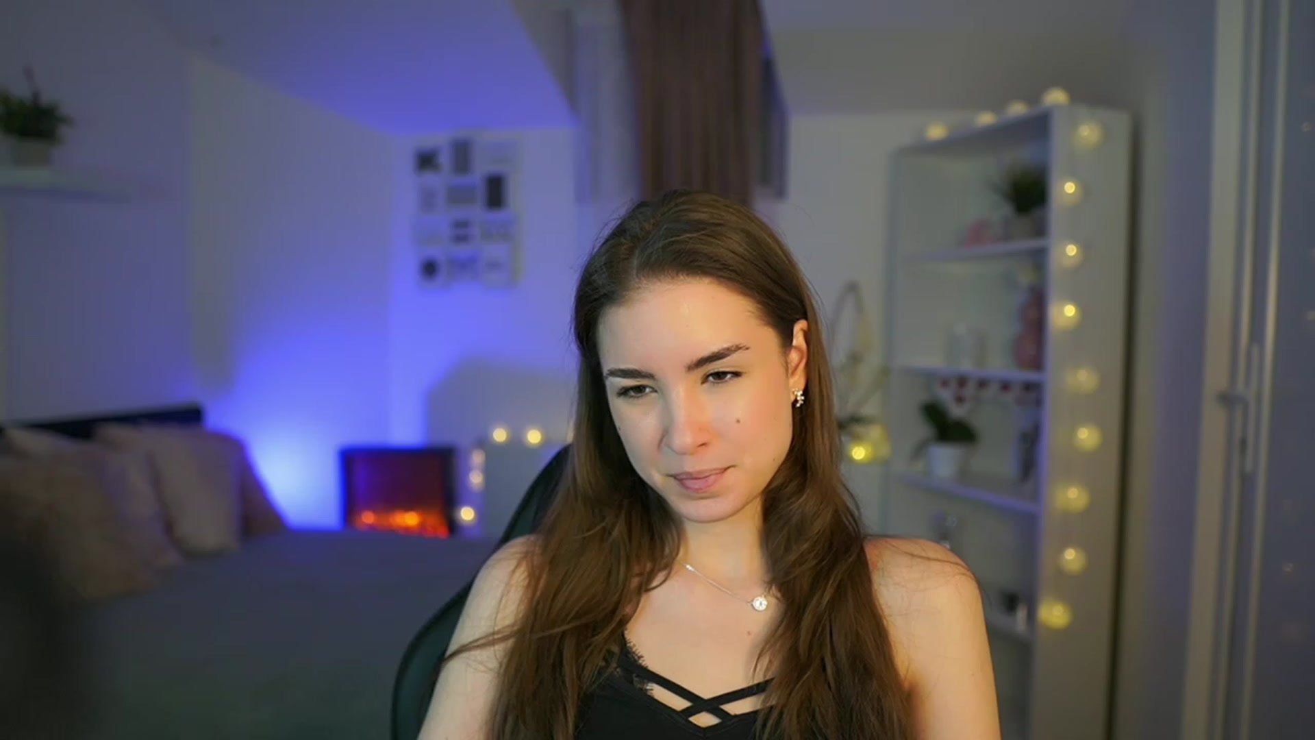 Gallery image thumbnail from Shy_jane's myfreecams stream on, 03/12/2023, 15:22 image 2 of 20