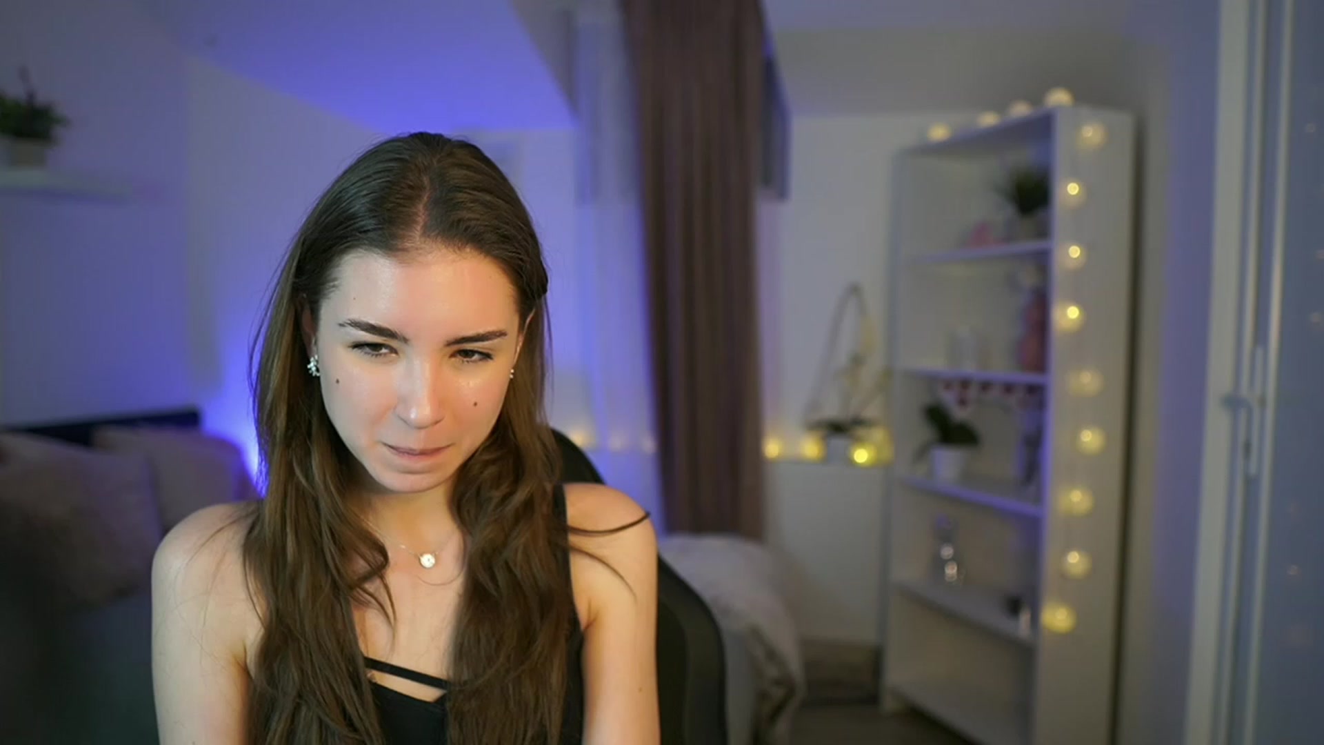 Gallery image thumbnail from Shy_jane's myfreecams stream on, 03/12/2023, 19:02 image 4 of 20