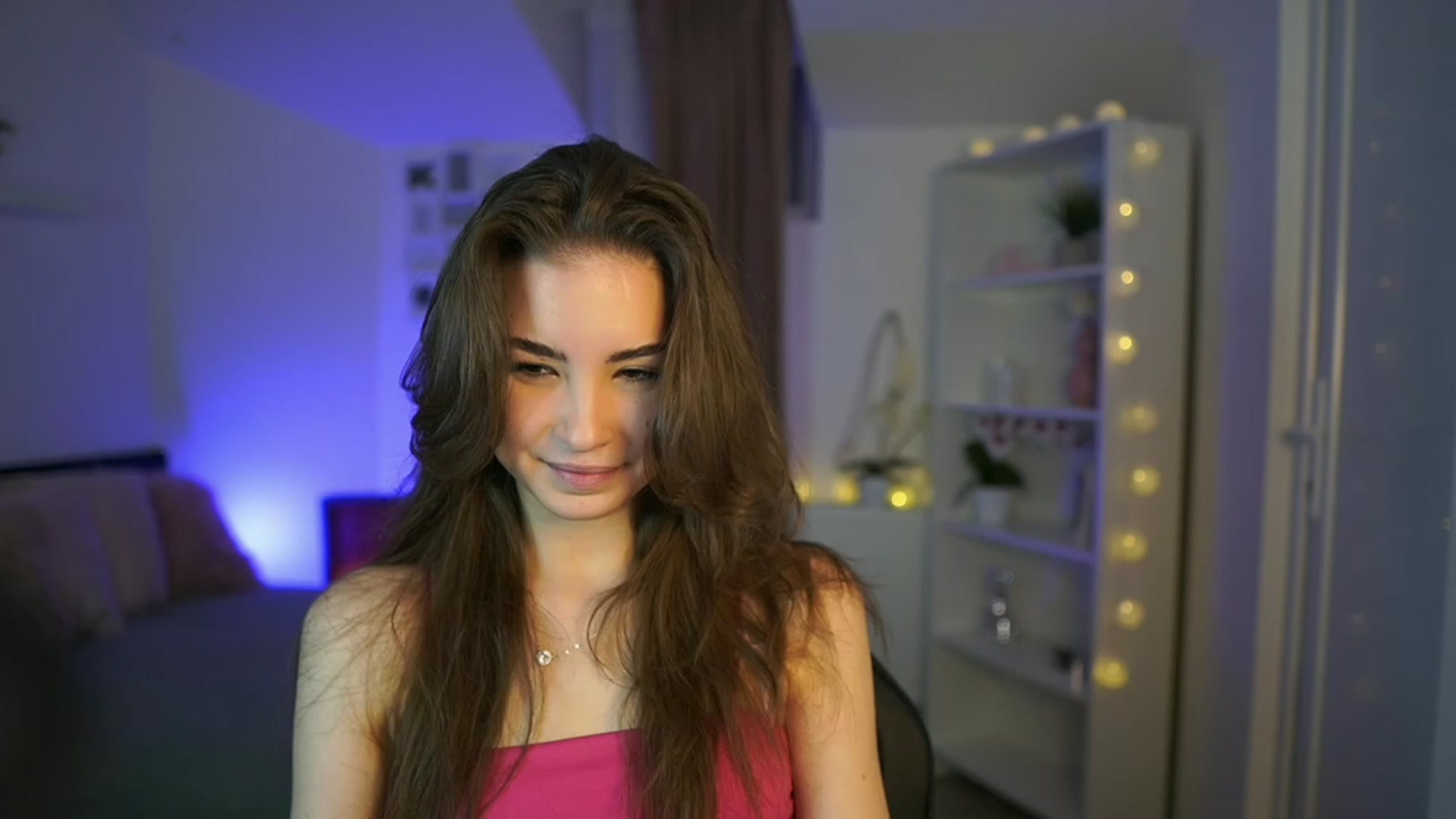 Gallery image thumbnail from Shy_jane's myfreecams stream on, 03/16/2023, 09:48 image 2 of 20