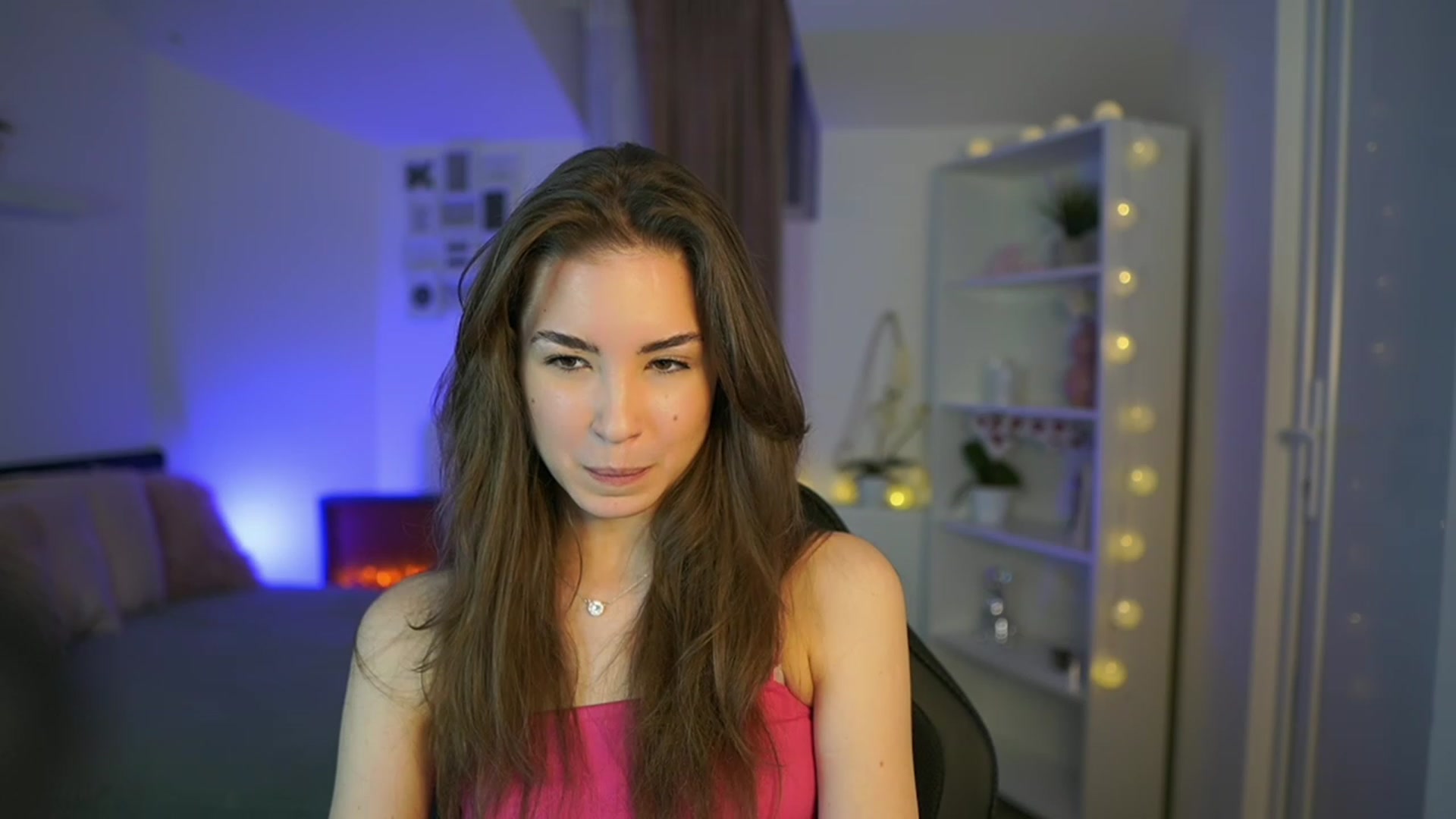 Gallery image thumbnail from Shy_jane's myfreecams stream on, 03/16/2023, 09:48 image 18 of 20