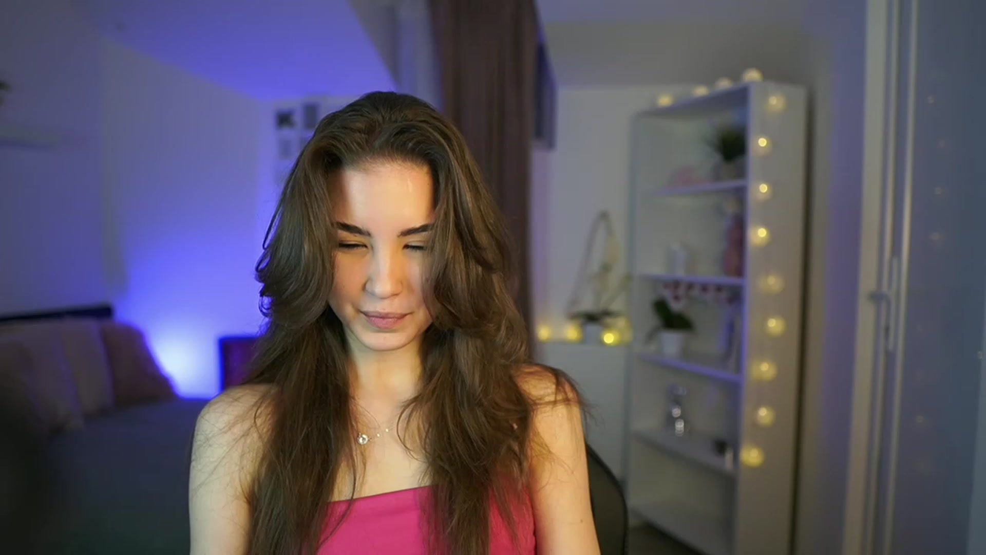 Gallery image thumbnail from Shy_jane's myfreecams stream on, 03/16/2023, 09:48 image 3 of 20