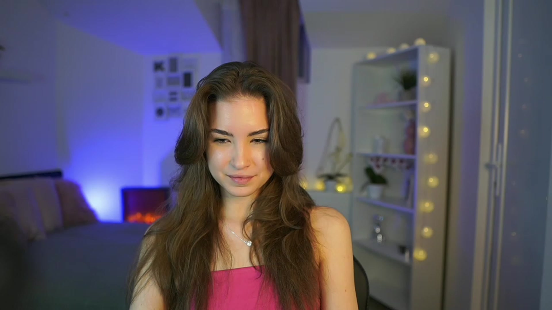 Gallery image thumbnail from Shy_jane's myfreecams stream on, 03/16/2023, 10:29 image 20 of 20