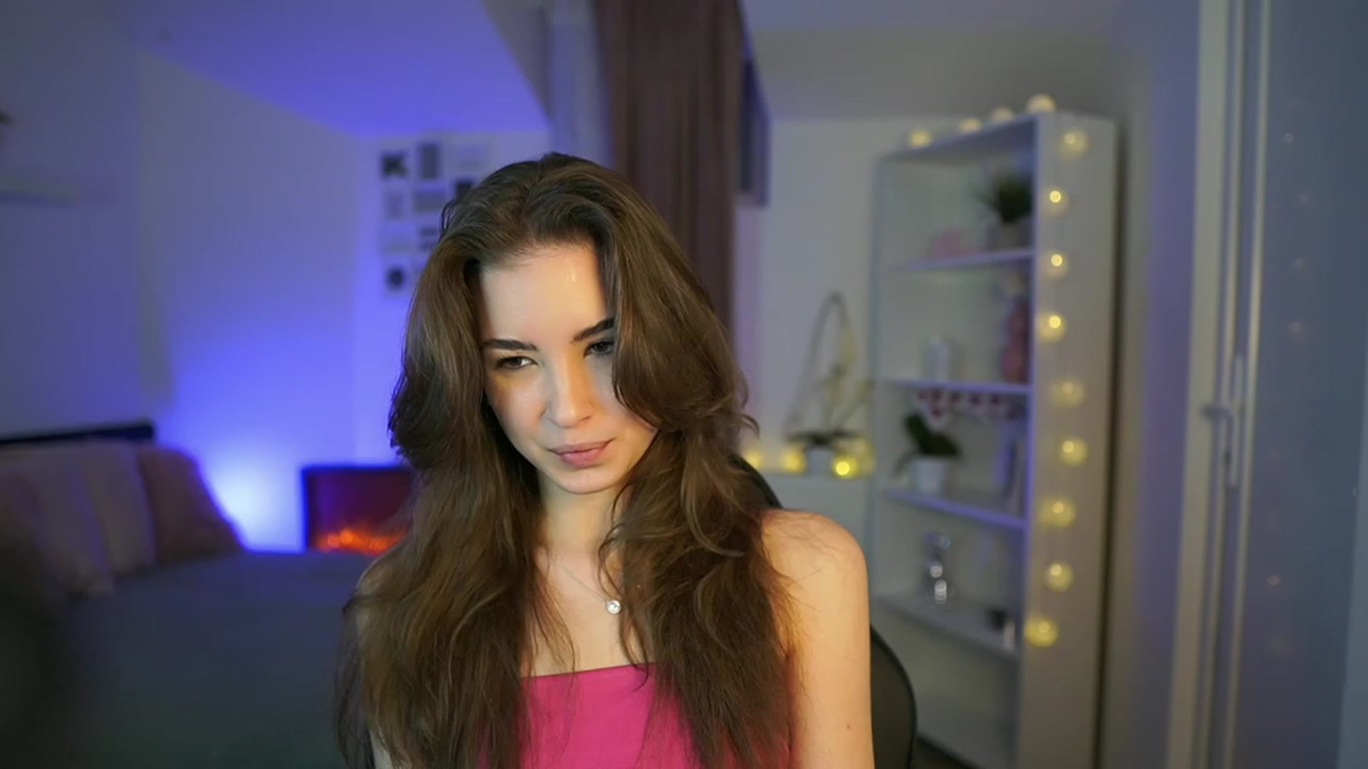 Gallery image thumbnail from Shy_jane's myfreecams stream on, 03/16/2023, 10:29 image 16 of 20
