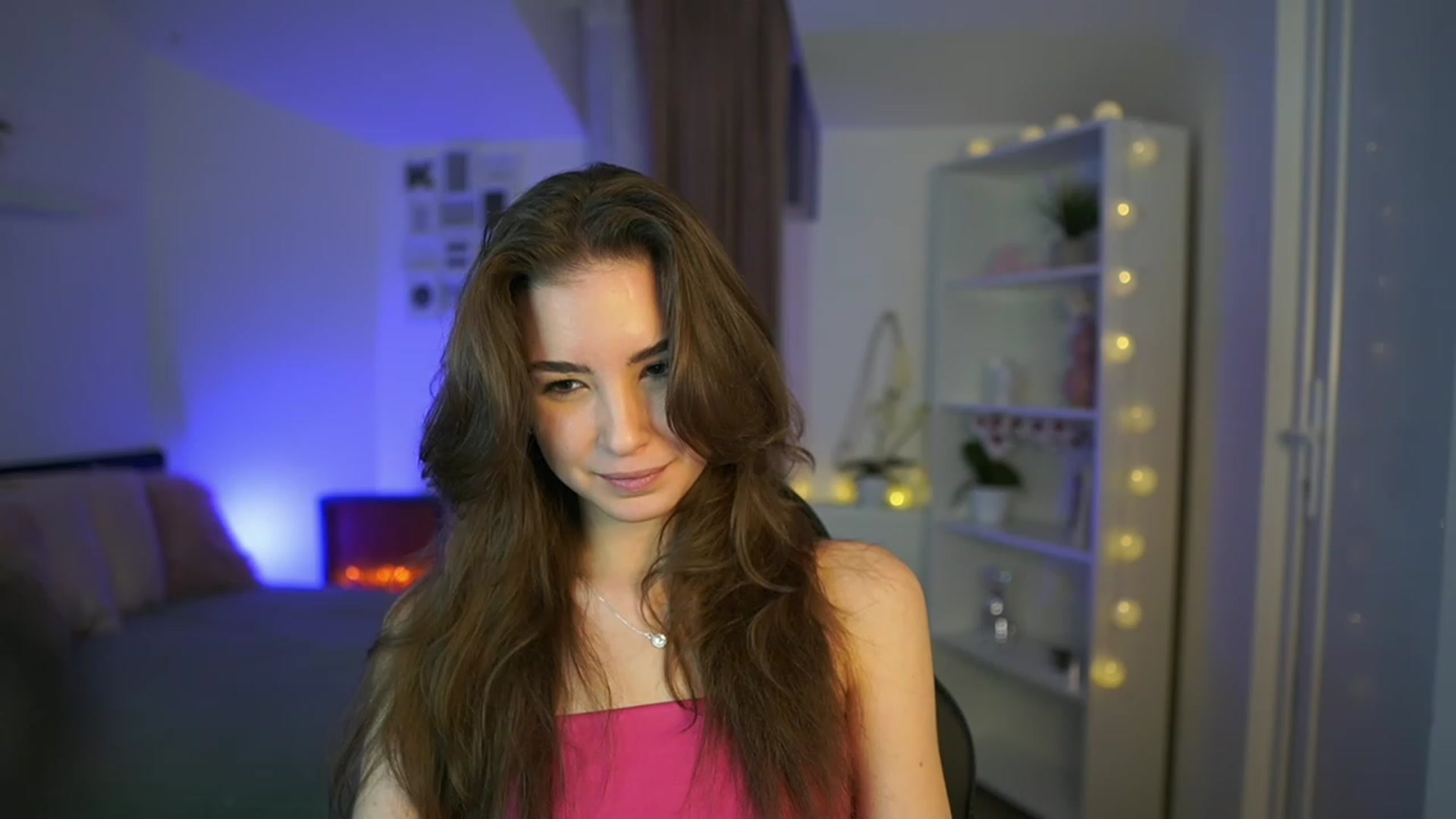 Gallery image thumbnail from Shy_jane's myfreecams stream on, 03/16/2023, 10:29 image 18 of 20