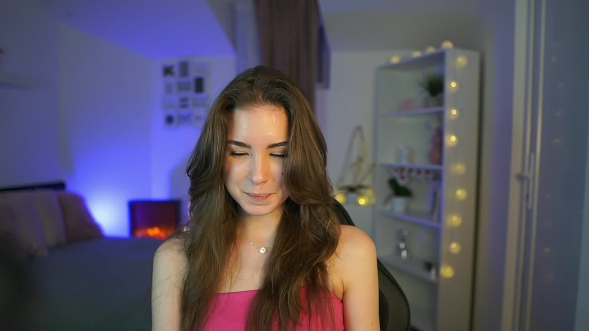 Gallery image thumbnail from Shy_jane's myfreecams stream on, 03/16/2023, 13:56 image 3 of 20