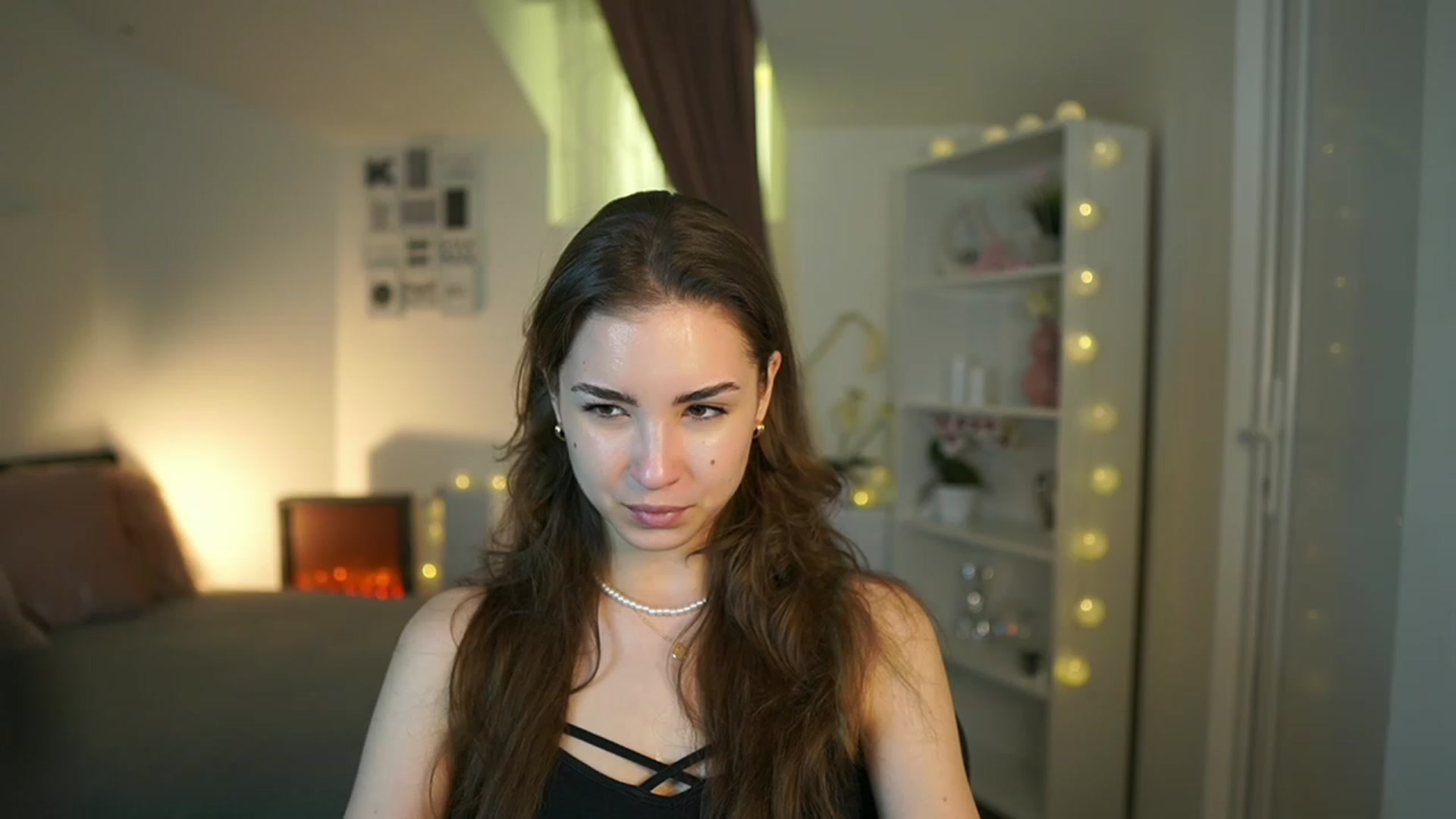 Gallery image thumbnail from Shy_jane's myfreecams stream on, 03/24/2023, 13:00 image 4 of 20
