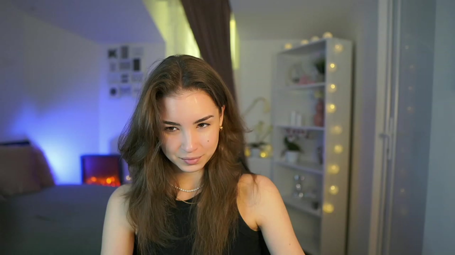 Gallery image thumbnail from Shy_jane's myfreecams stream on, 03/30/2023, 11:20 image 2 of 20