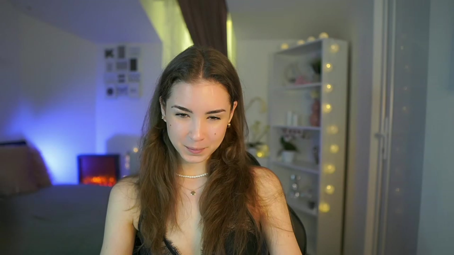 Gallery image thumbnail from Shy_jane's myfreecams stream on, 03/30/2023, 11:20 image 20 of 20