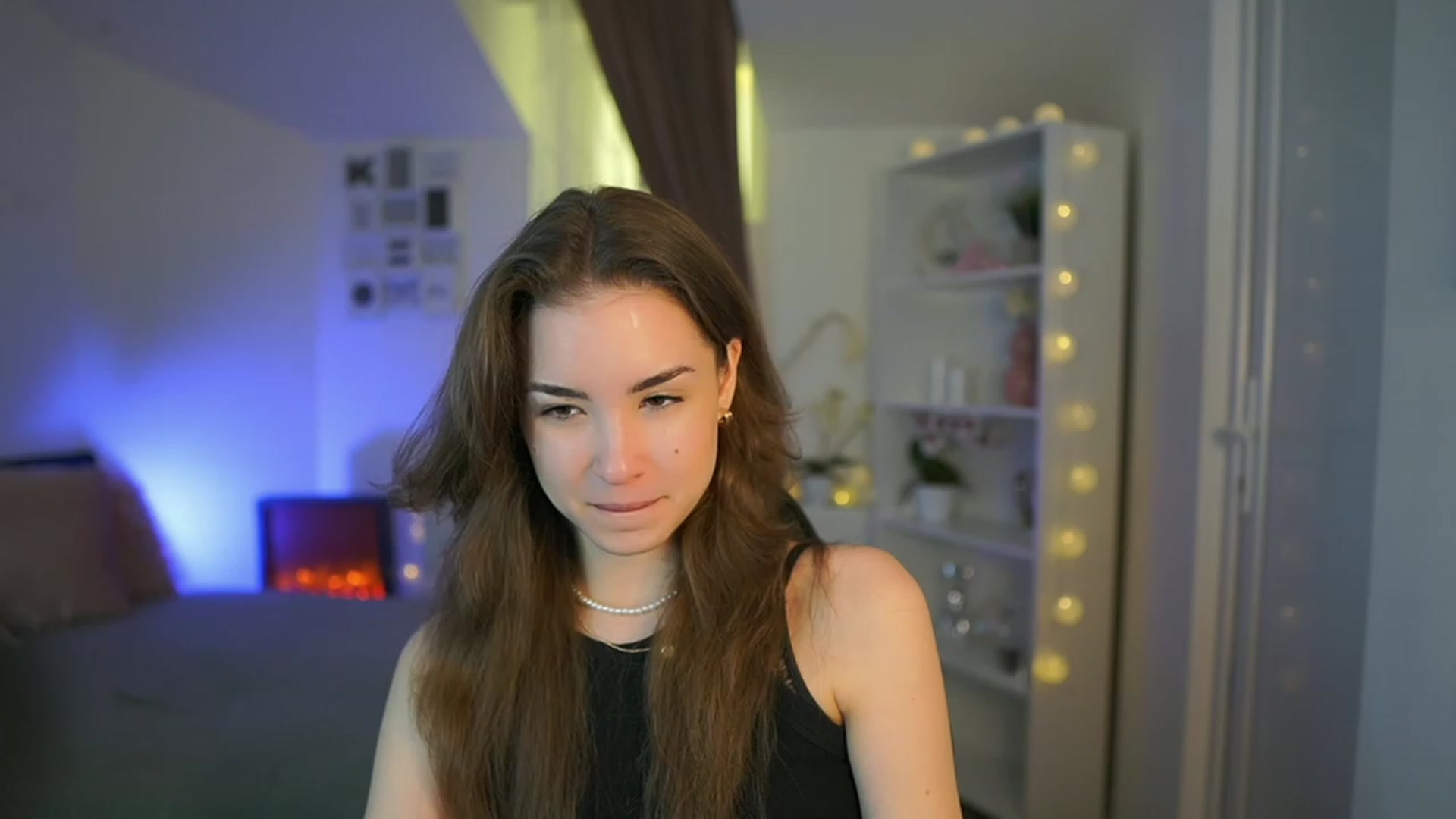 Gallery image thumbnail from Shy_jane's myfreecams stream on, 03/30/2023, 11:20 image 1 of 20