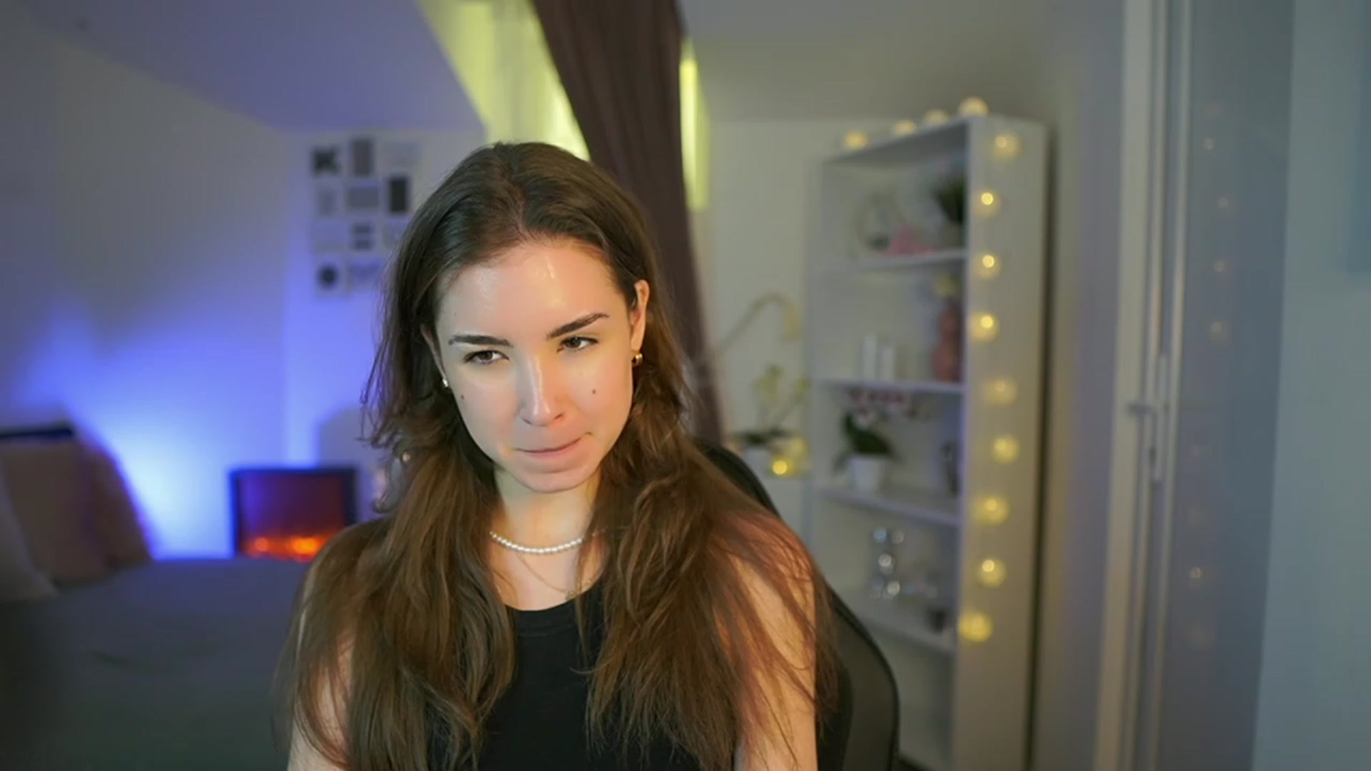 Gallery image thumbnail from Shy_jane's myfreecams stream on, 03/30/2023, 15:02 image 5 of 20