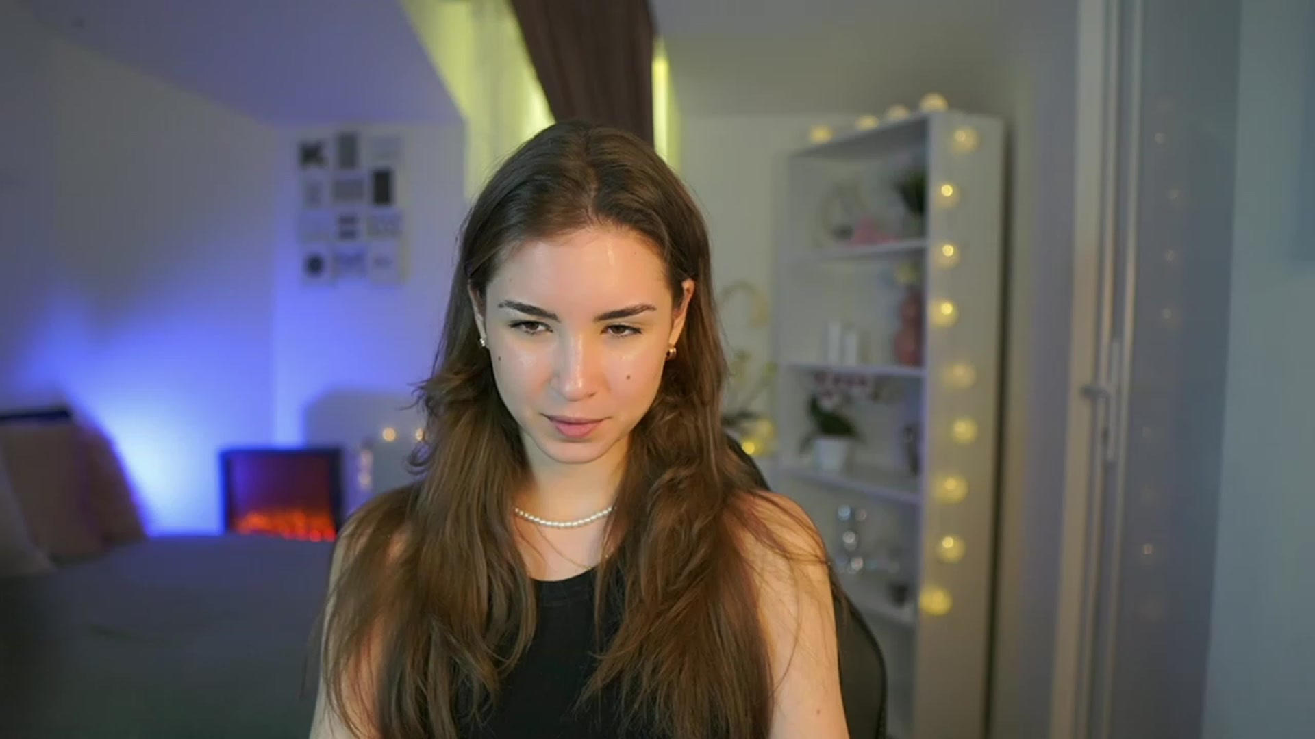 Gallery image thumbnail from Shy_jane's myfreecams stream on, 03/30/2023, 15:02 image 12 of 20